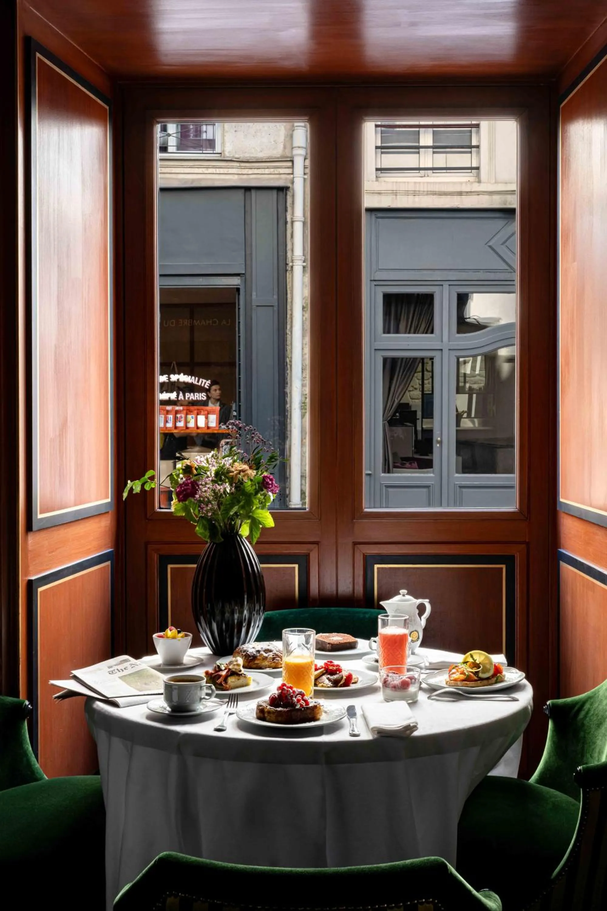 Breakfast in La Chambre du Marais