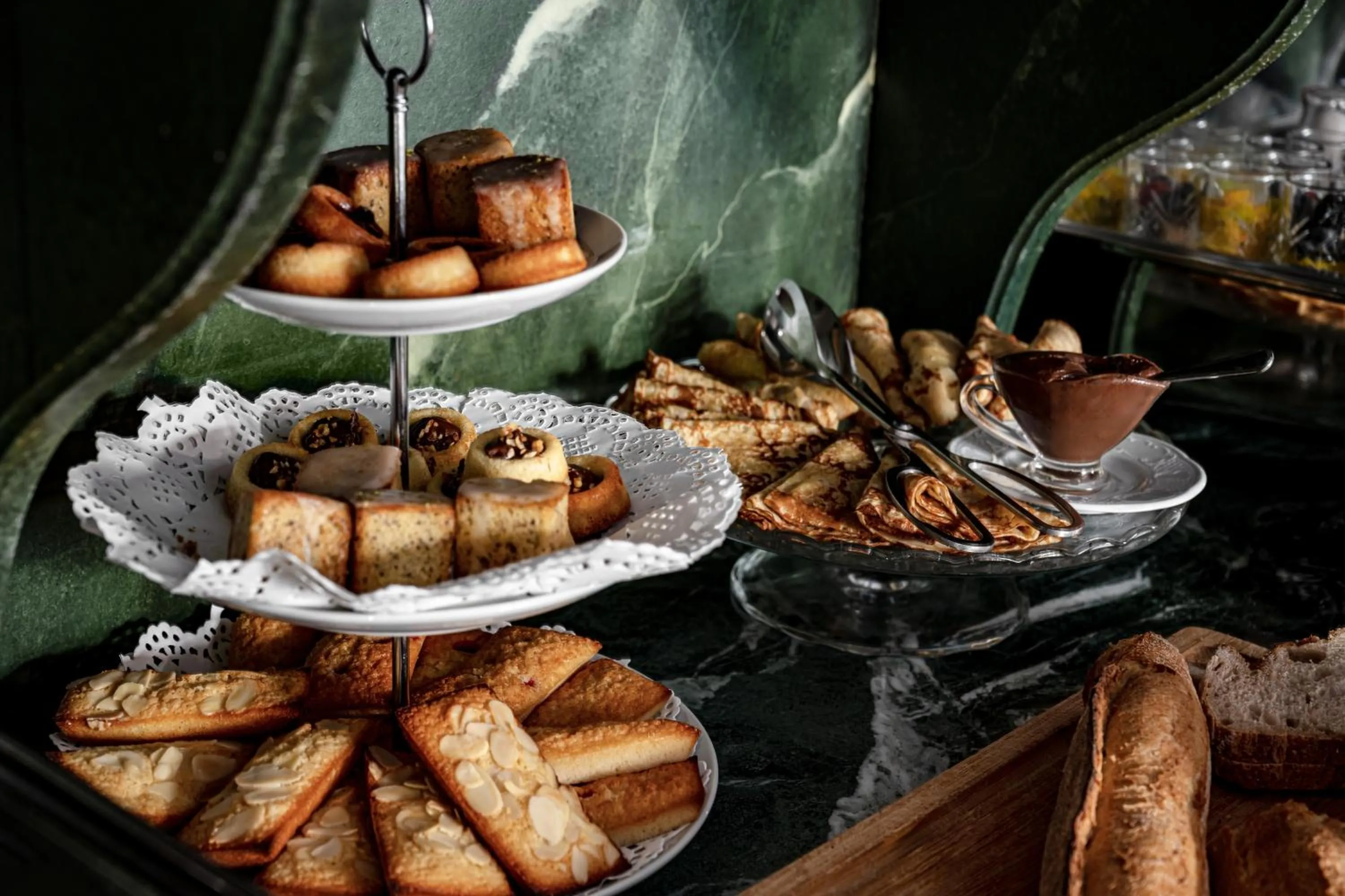 Breakfast in La Chambre du Marais