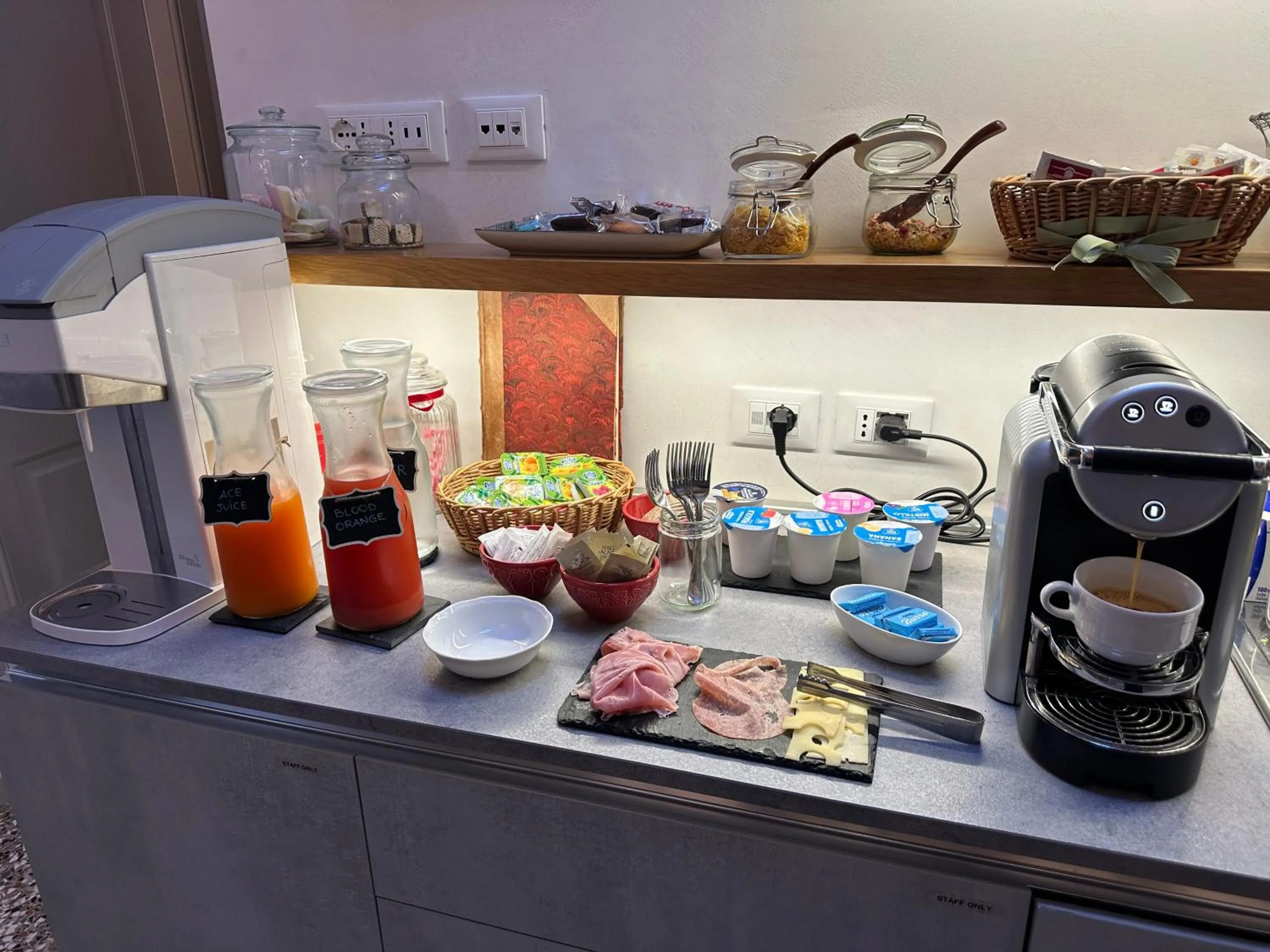 Coffee/tea facilities in B&B Al Pozzo di Luce