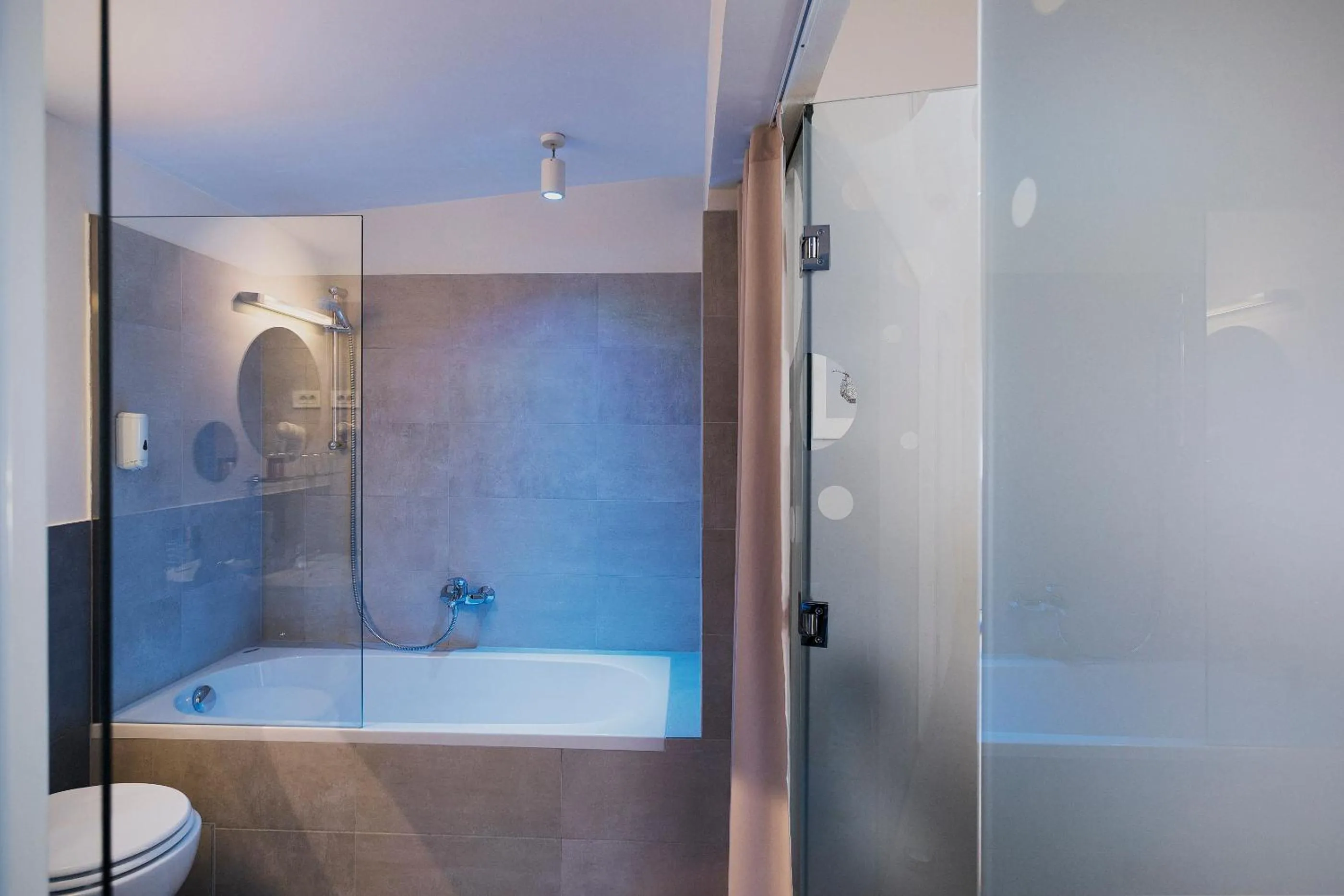 Bathroom in Art Hotel