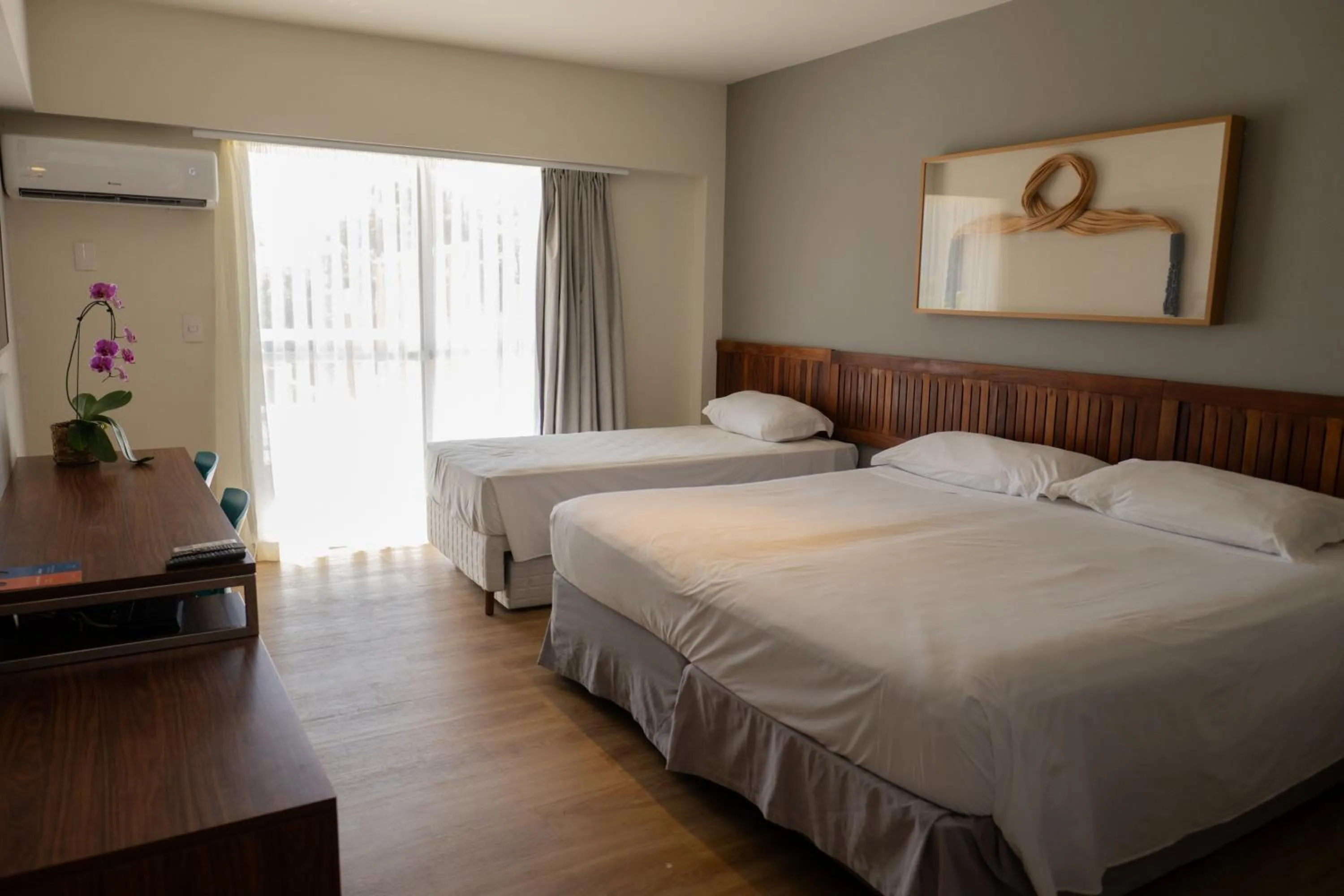 Bedroom, Bed in Hotel Porto Sol Beach