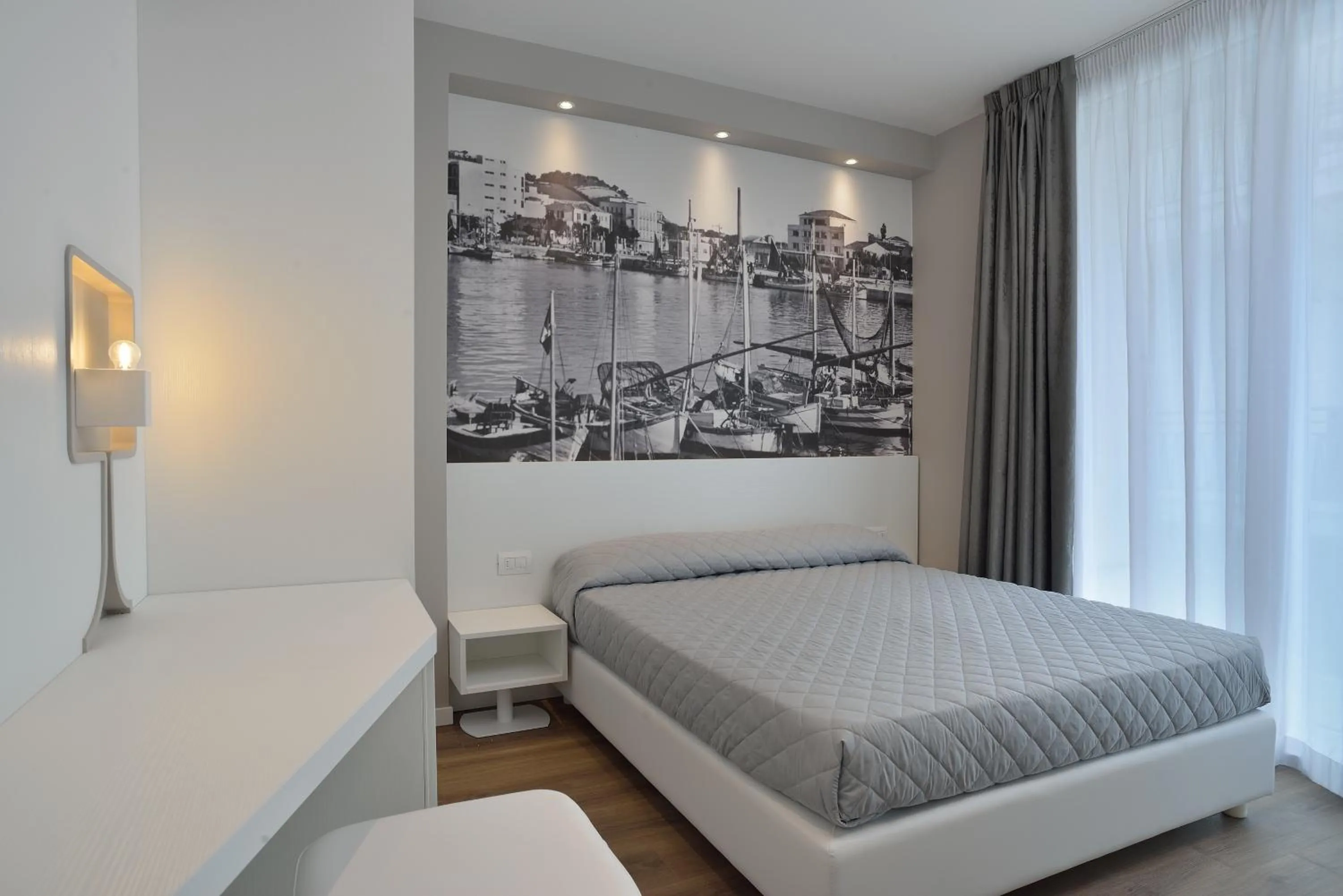 Day, Bed in Embassy Hotel & Spa