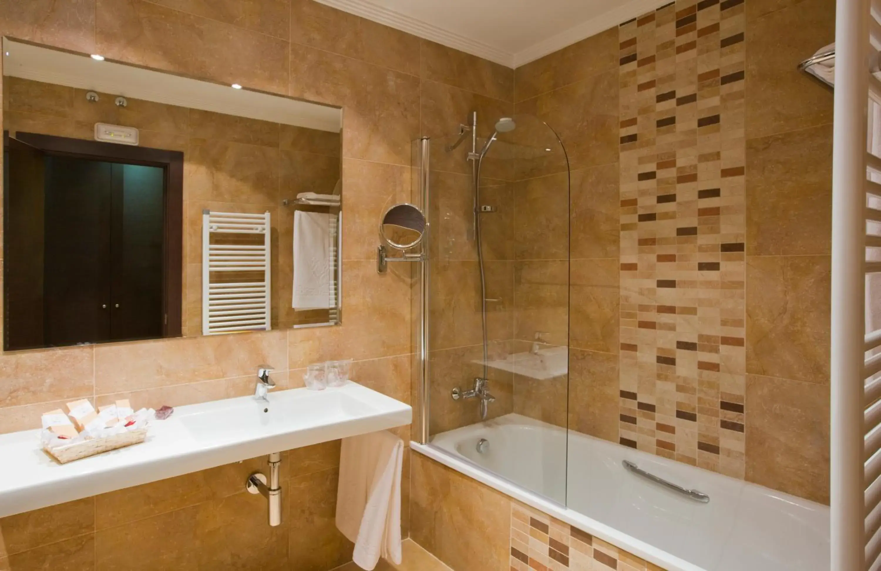 Double Room in Complejo Enoturístico Finca La Estacada Double Room in Complejo Enoturístico Finca La Estacada