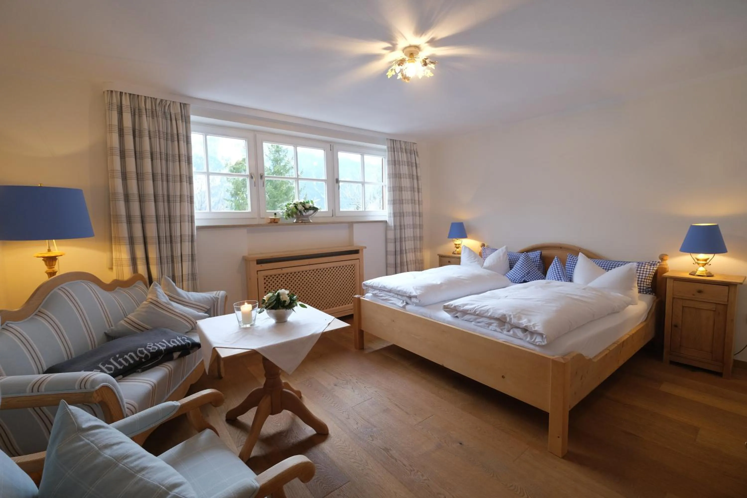 Photo of the whole room, Bed in Hotel Maier zum Kirschner
