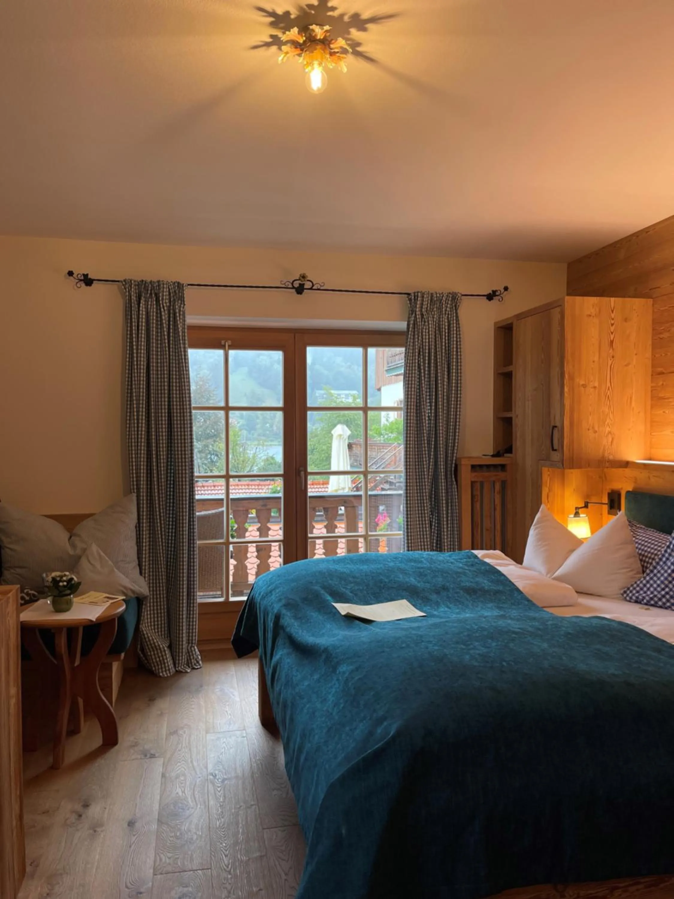 Photo of the whole room, Bed in Hotel Maier zum Kirschner