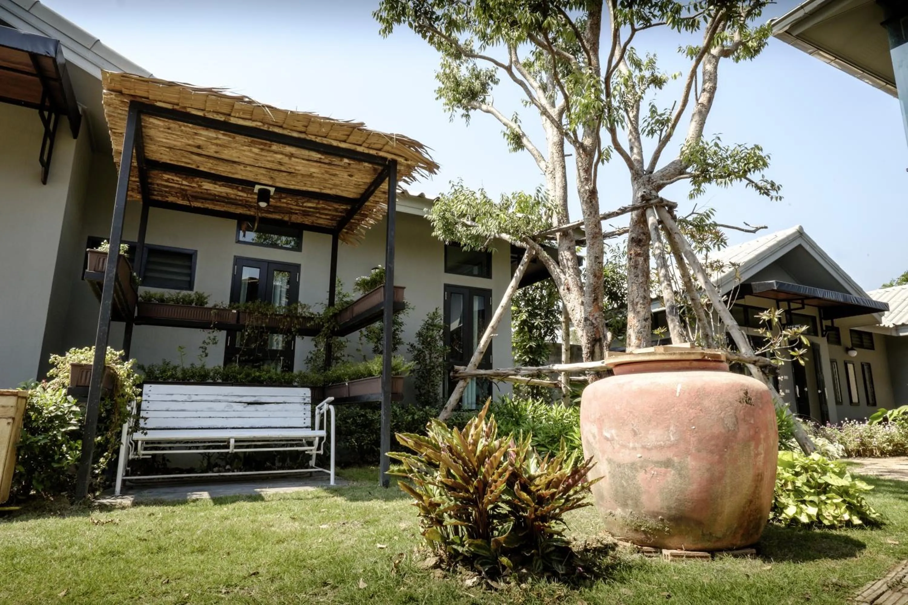 Garden view in Amphawa Caza Platuu