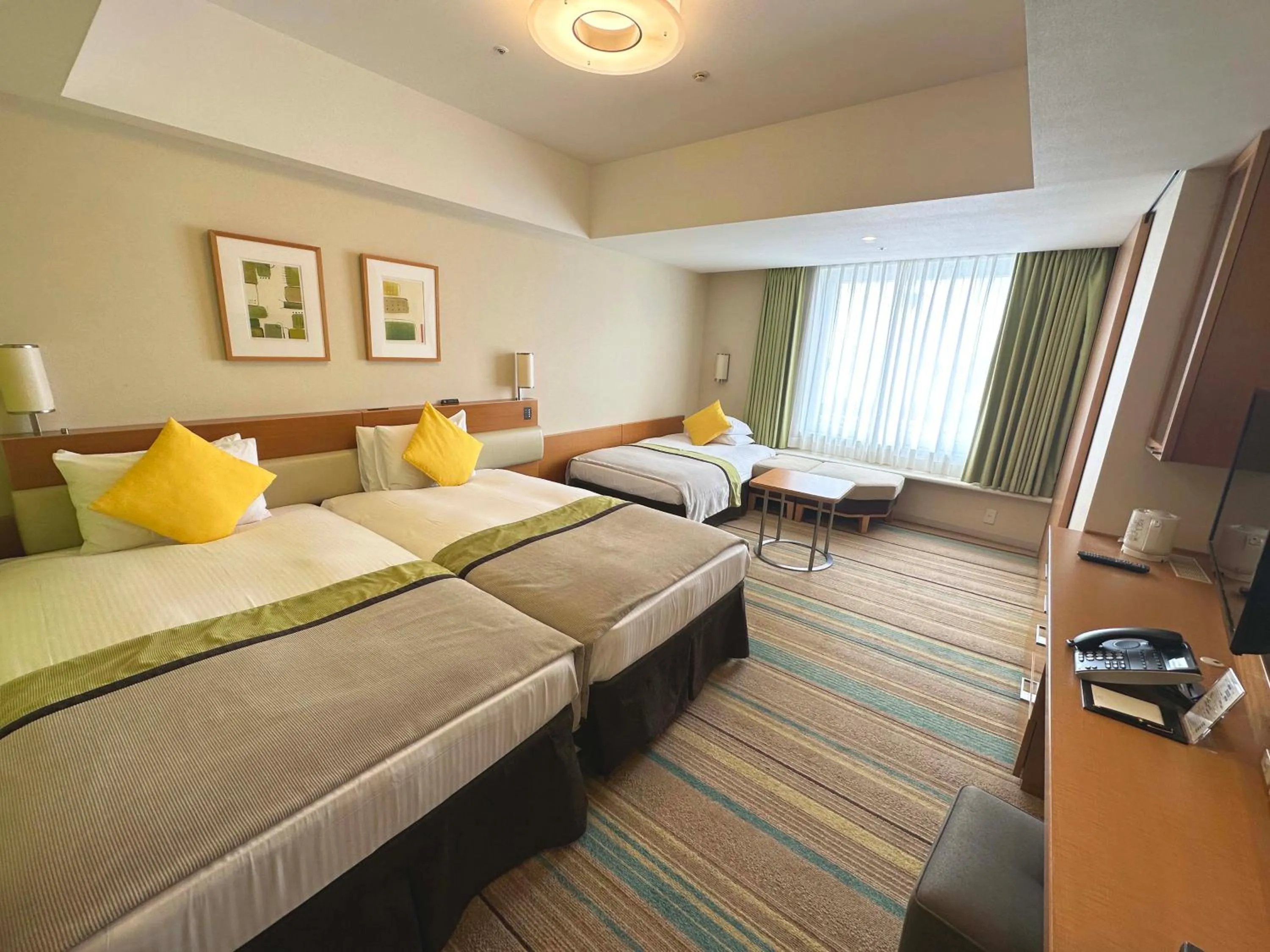 Bed in MAIHAMA VIEW HOTEL by HULIC Formerly Tokyo Bay Maihama Hotel