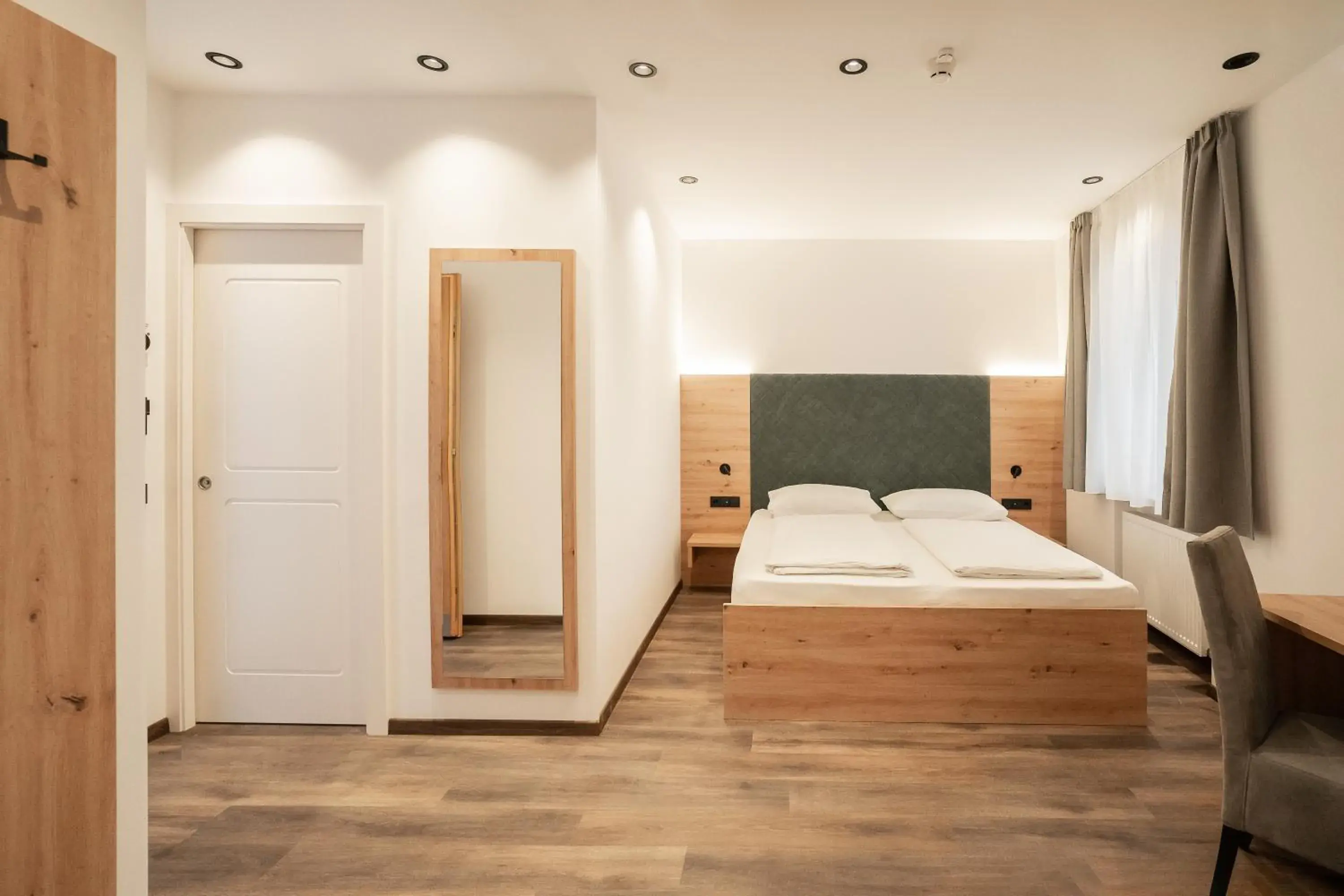 Standard Triple Room in Feichter Hotel & Bistro Standard Triple Room in Feichter Hotel & Bistro