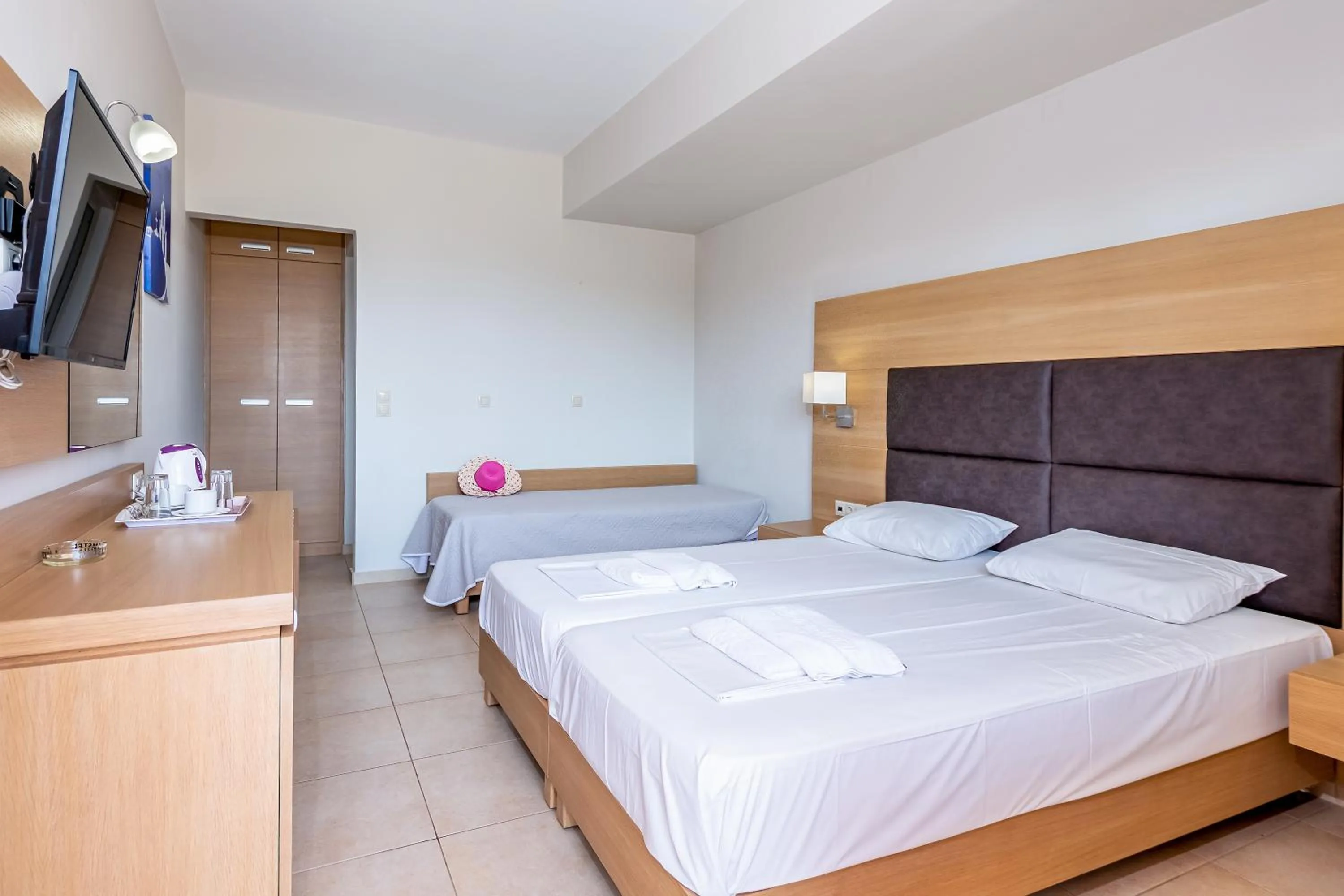 Bed in Pleasure Beach Hotel