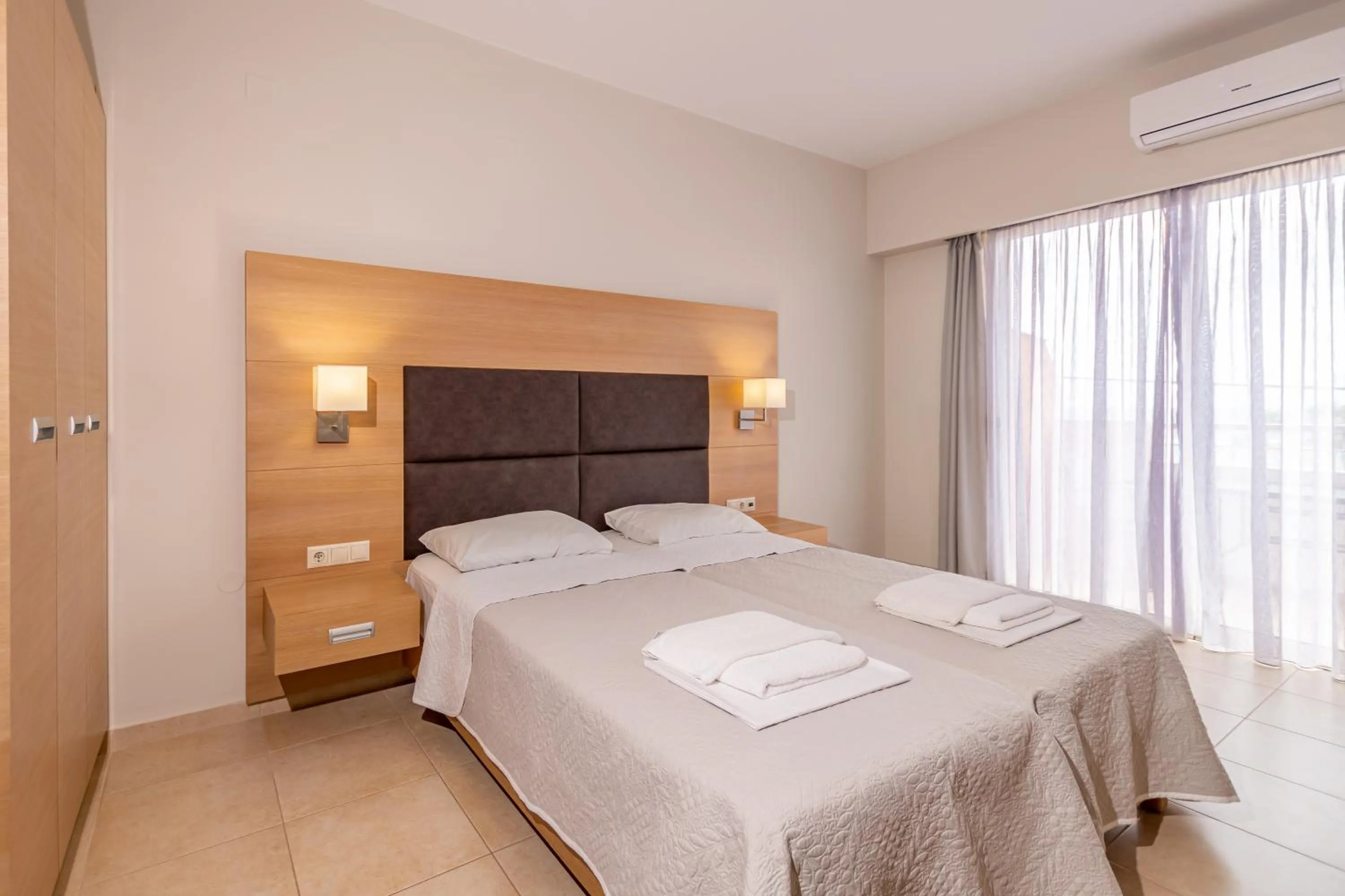 Photo of the whole room in Pleasure Beach Hotel