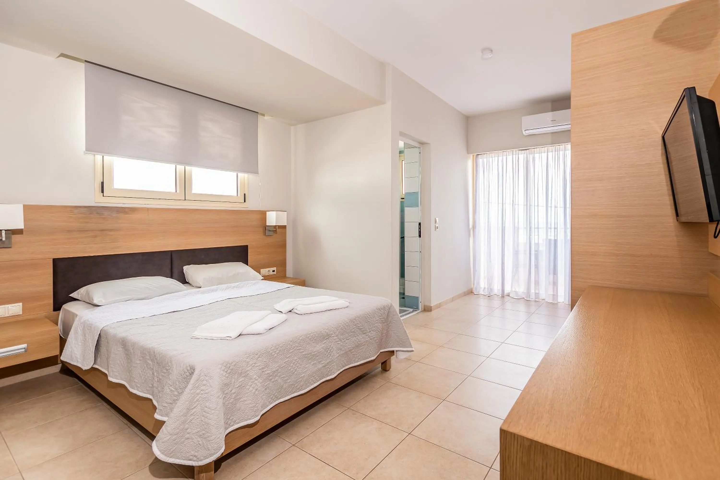 Bed in Pleasure Beach Hotel