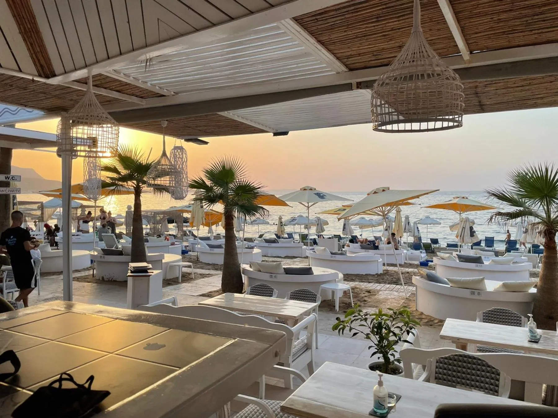 Beach in Pleasure Beach Hotel