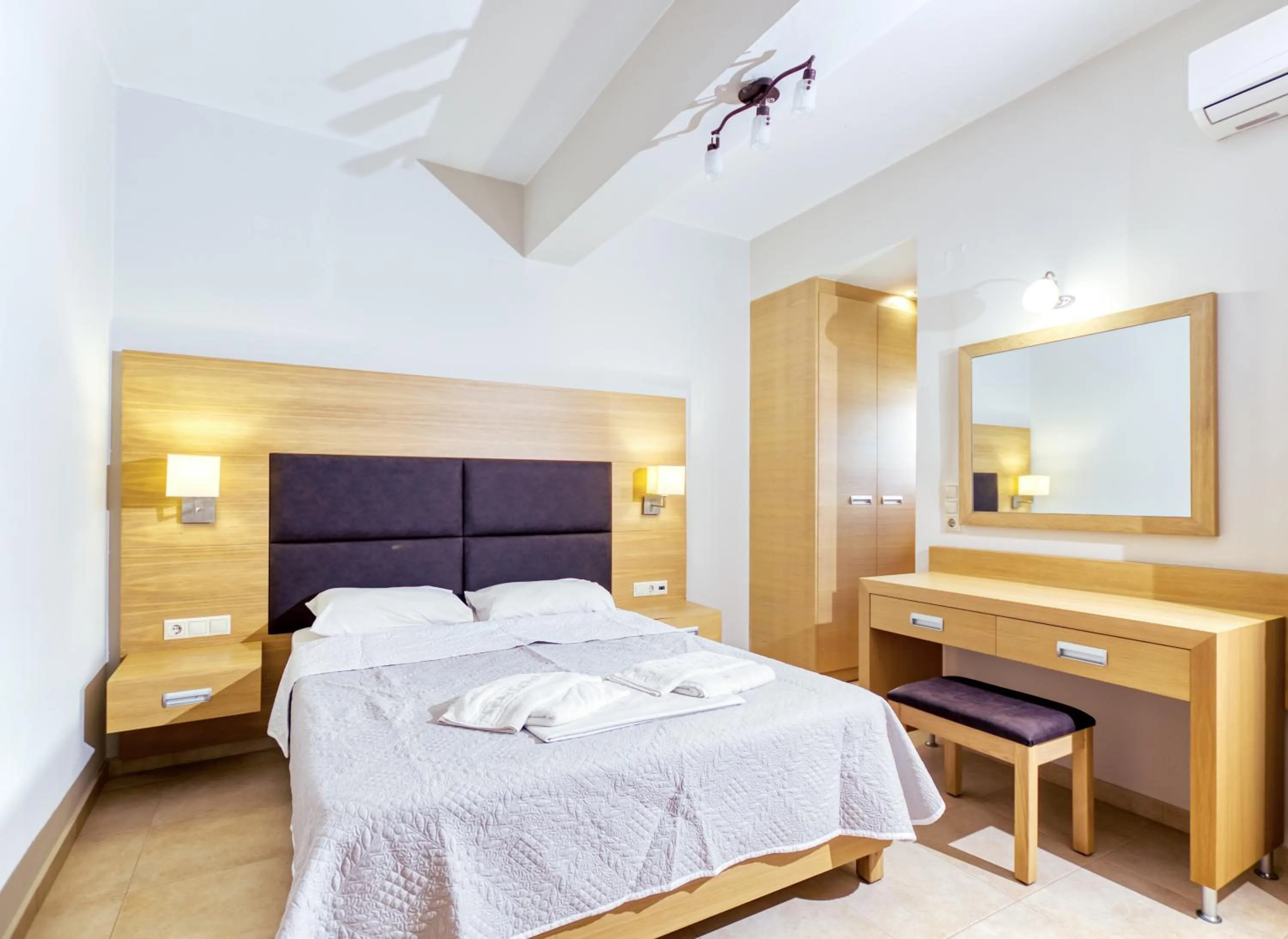 Bed in Pleasure Beach Hotel