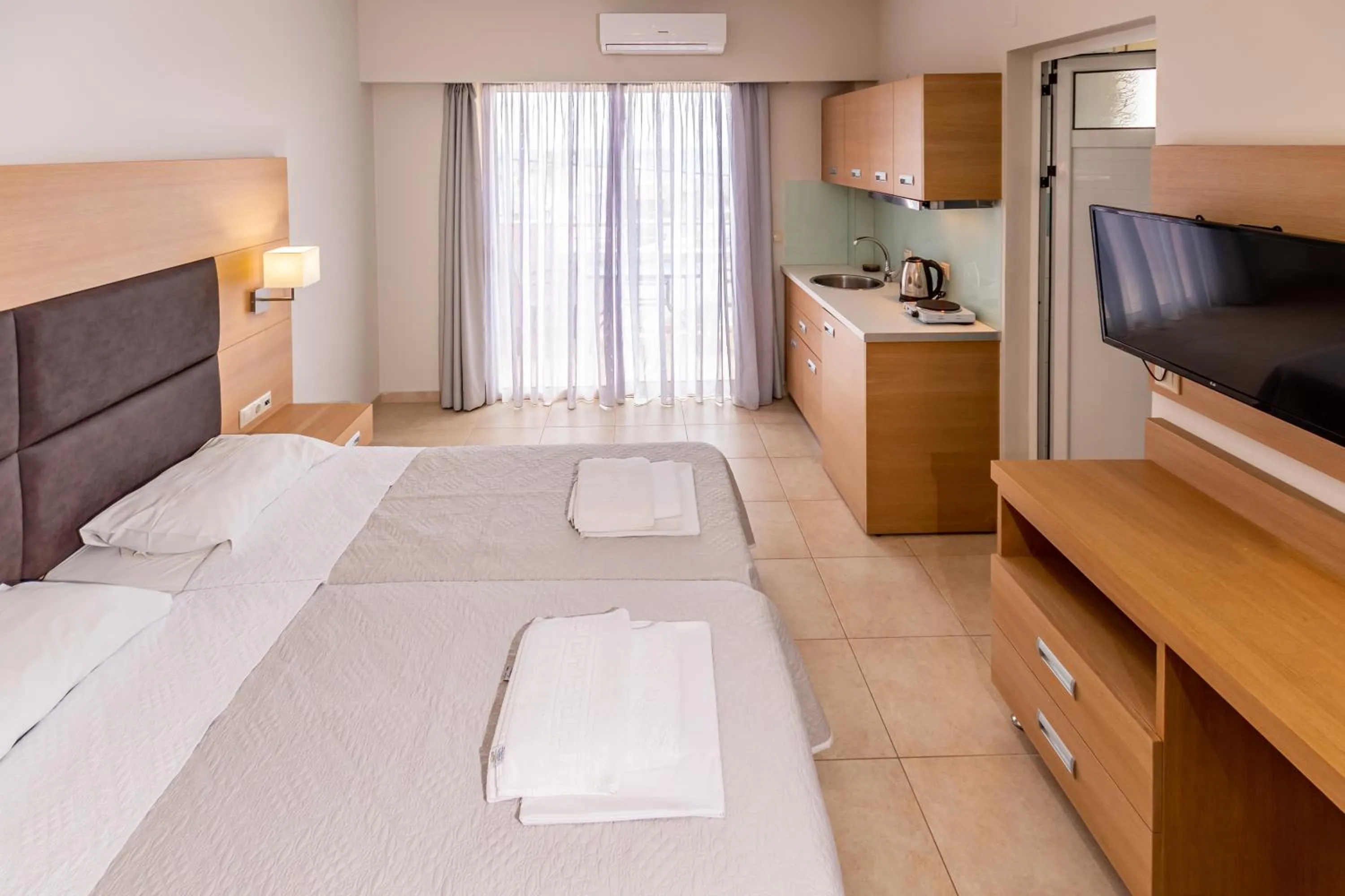 Bed in Pleasure Beach Hotel