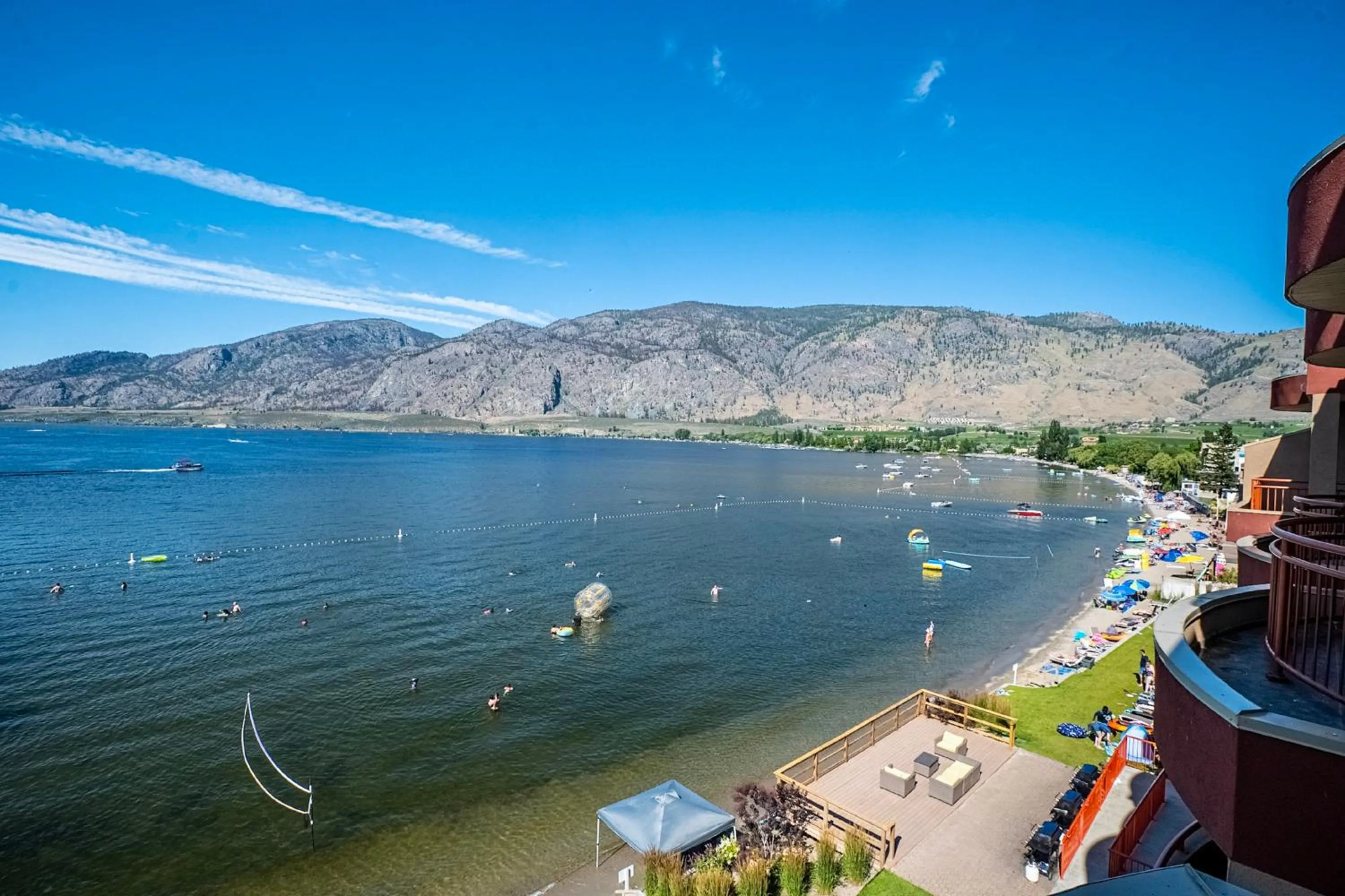 Property building in Holiday Inn Hotel & Suites Osoyoos by IHG