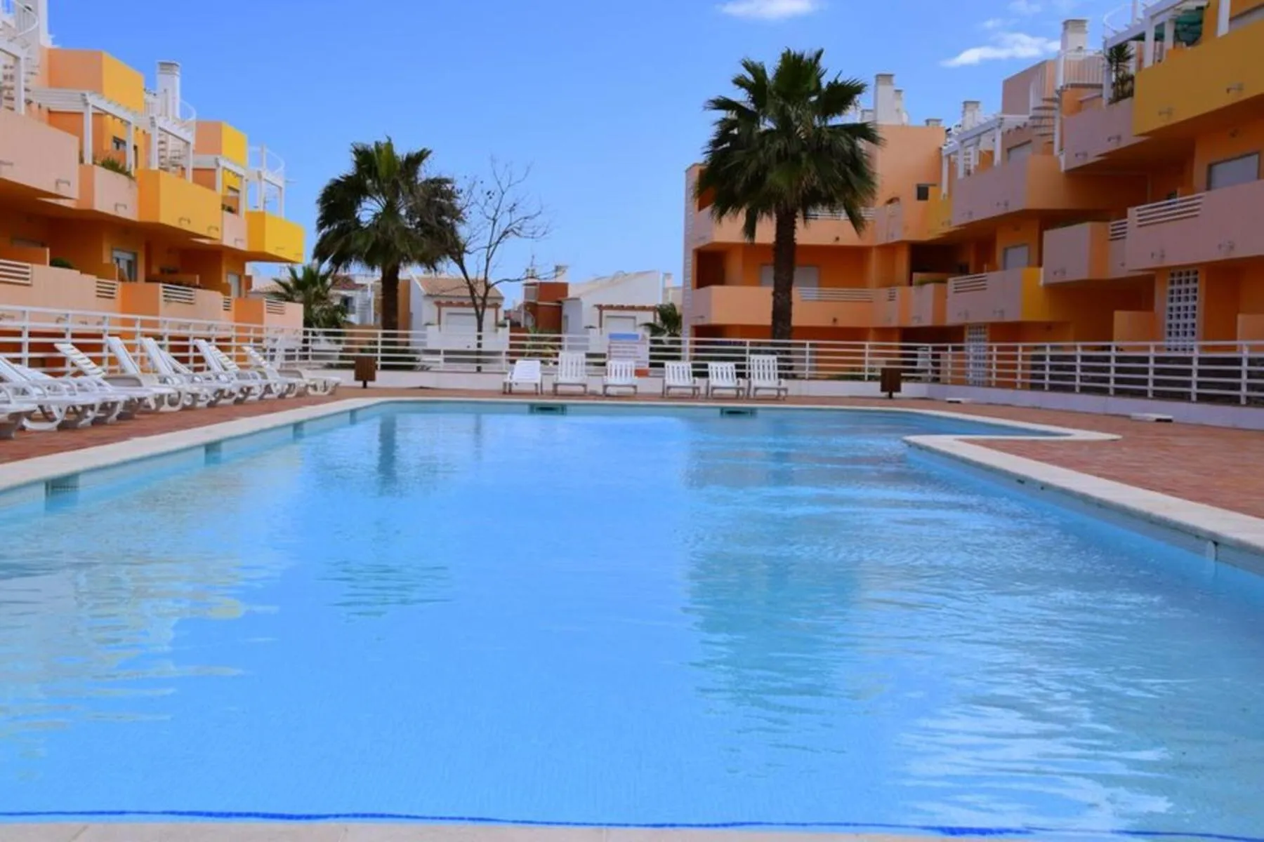 Swimming pool in Apartamento Duja