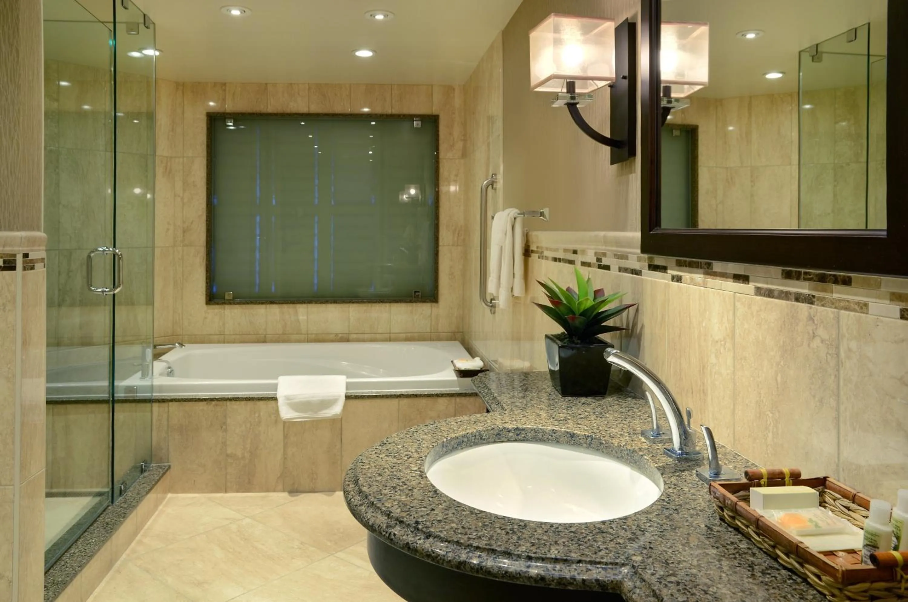 Photo of the whole room in Holiday Inn Hotel Peterborough Waterfront by IHG