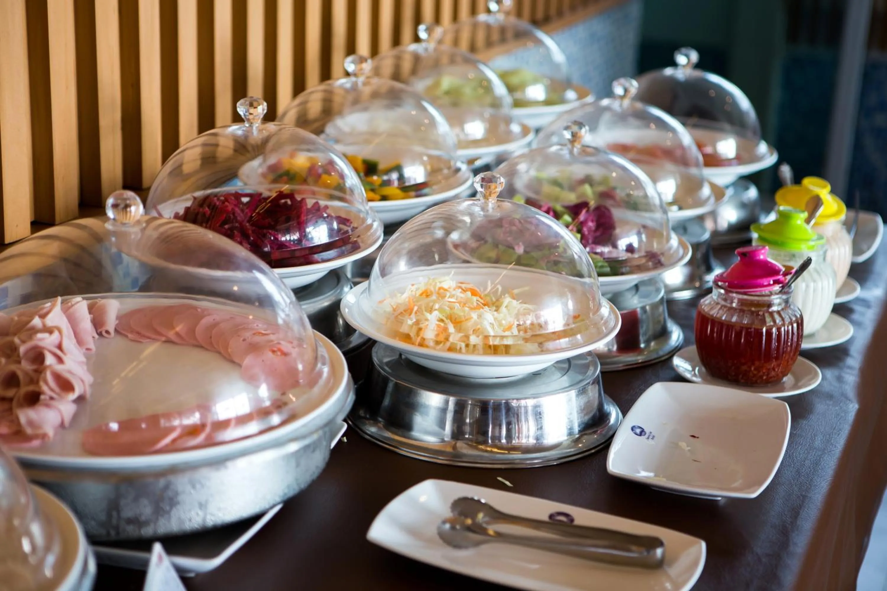 American breakfast in Chaweng Cove Beach Resort