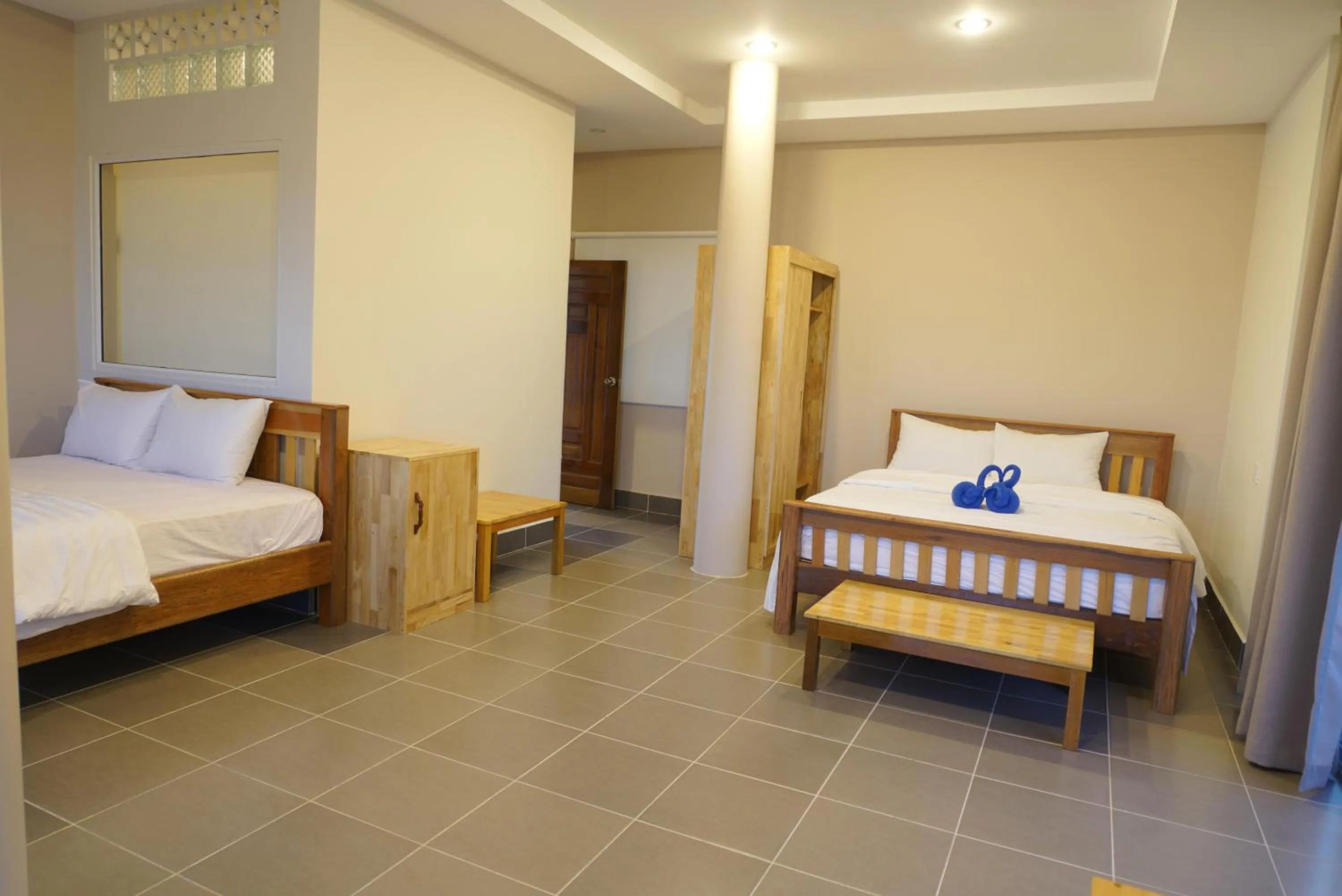 Photo of the whole room, Bed in Sok Heng Guesthouse