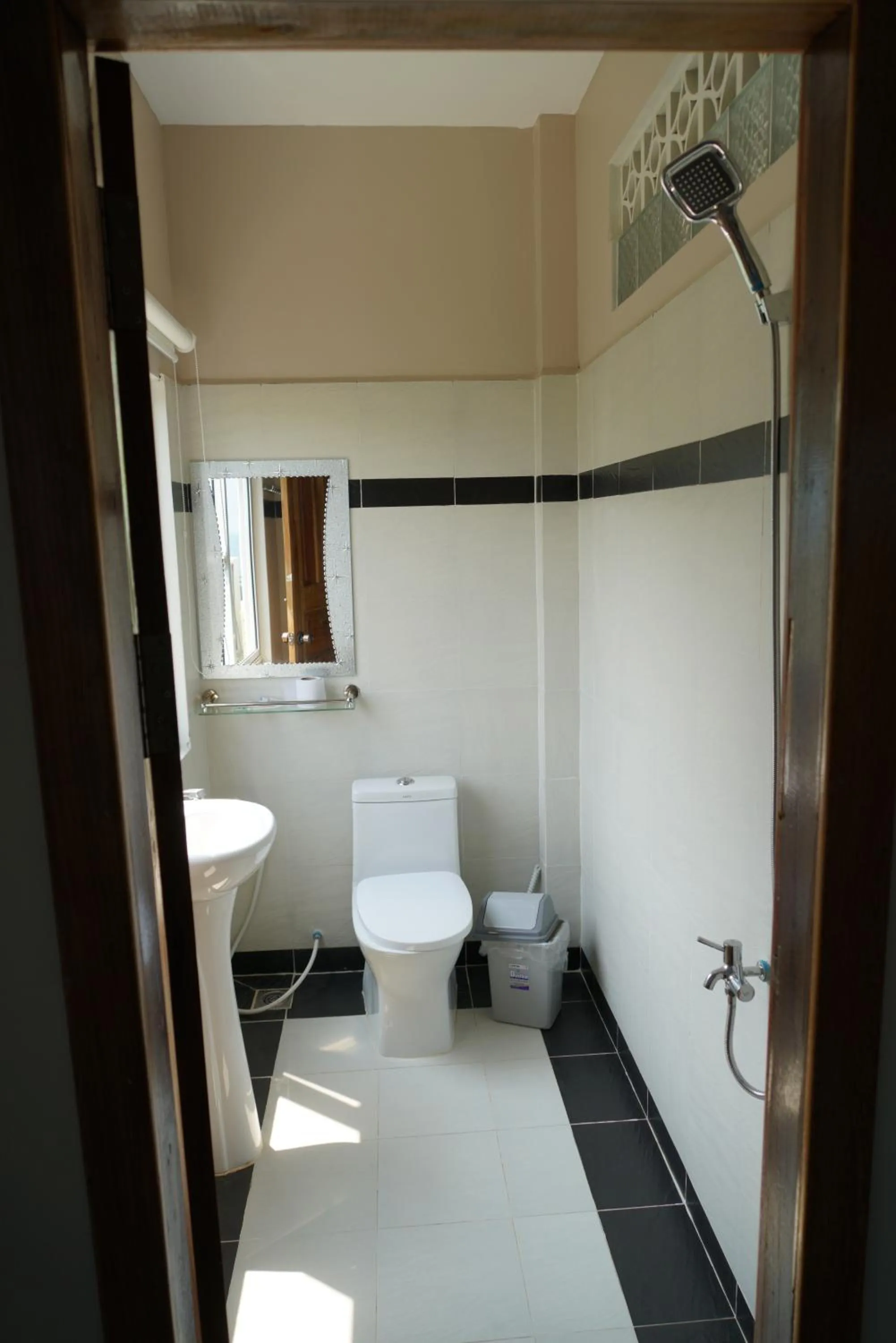 Bathroom in Sok Heng Guesthouse