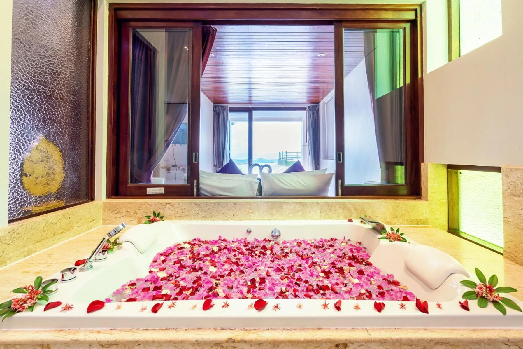 Bathroom in Sandalwood Luxury Villa Resort