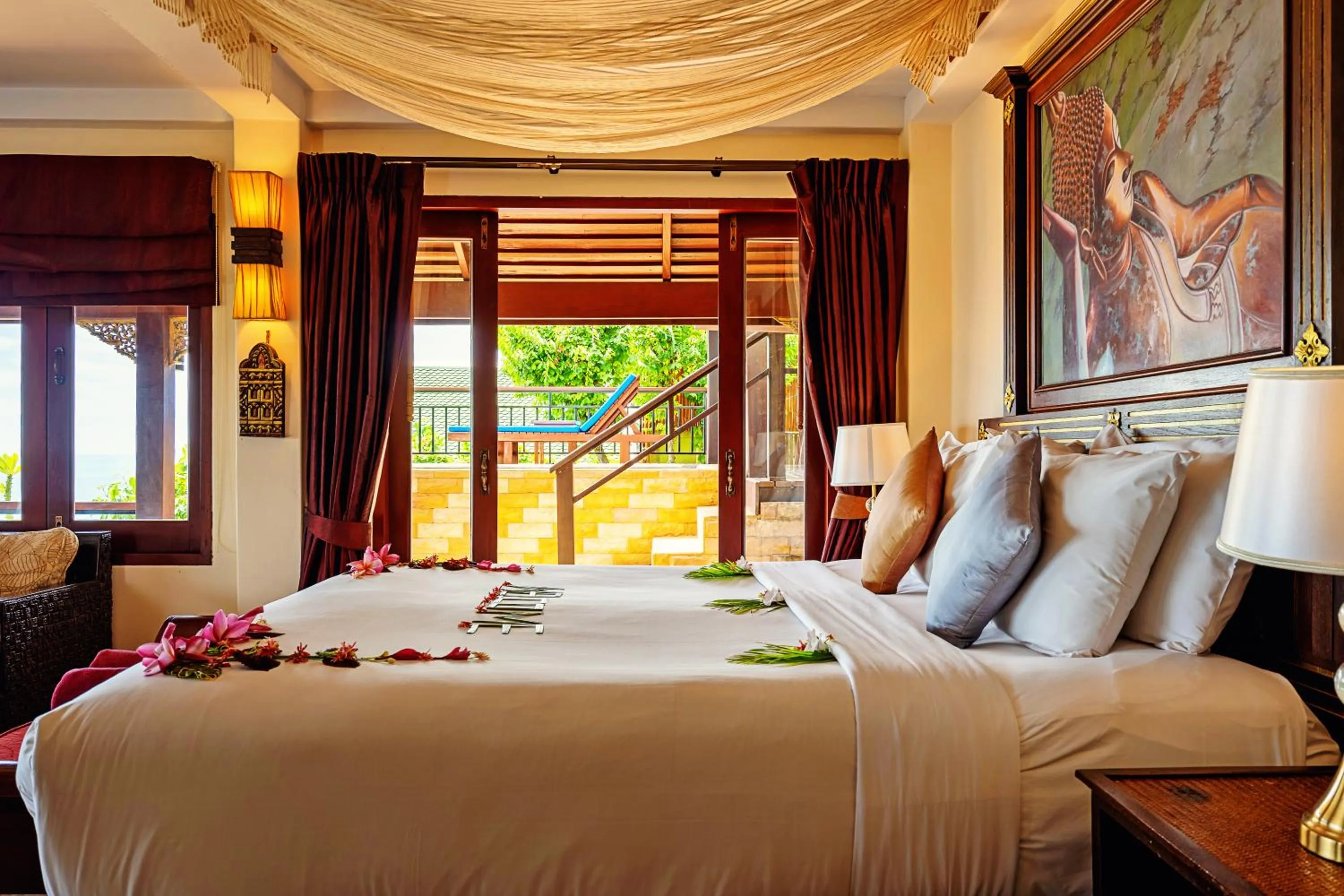 Bed in Sandalwood Luxury Villa Resort