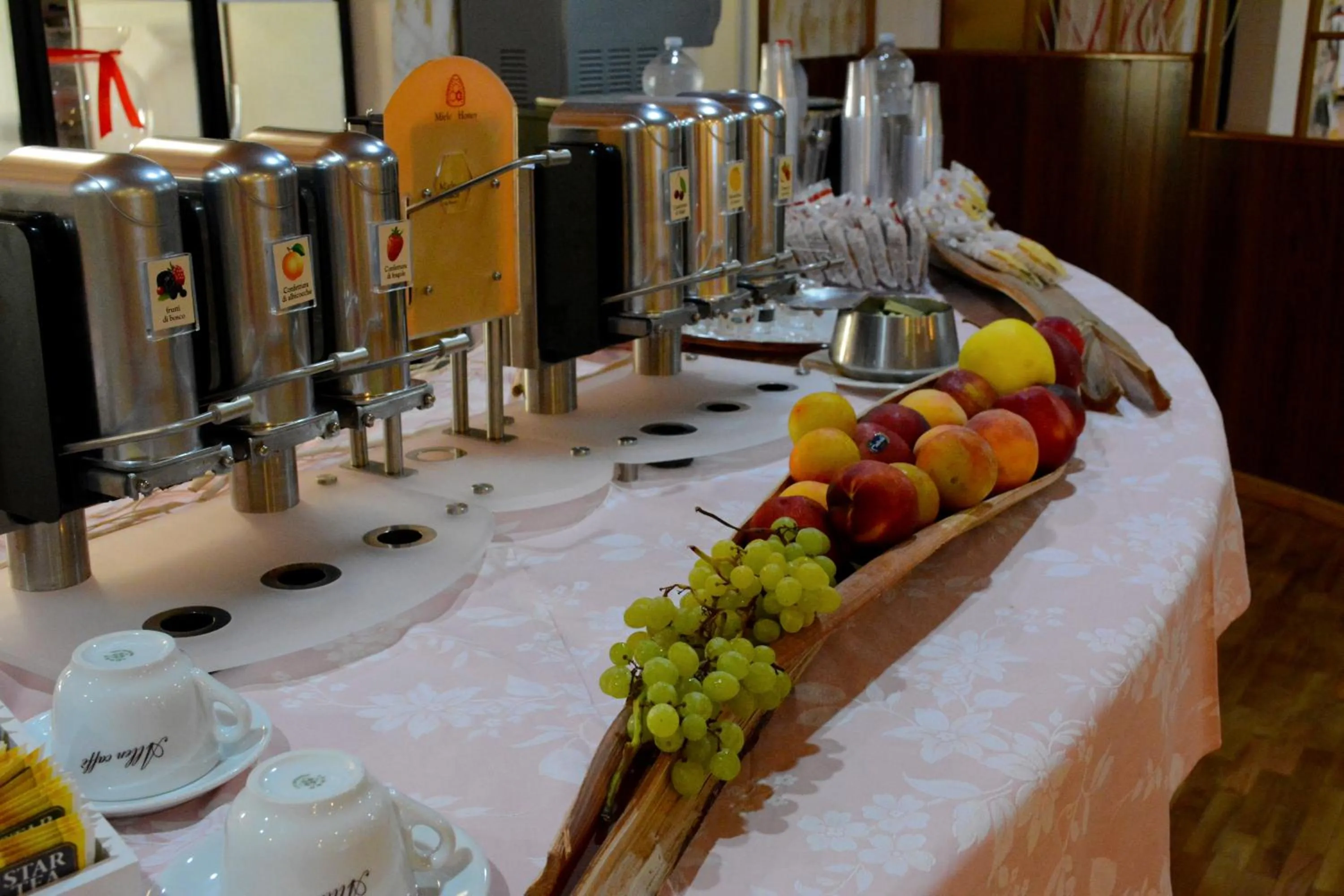Coffee/tea facilities in Castelvetere Hotel