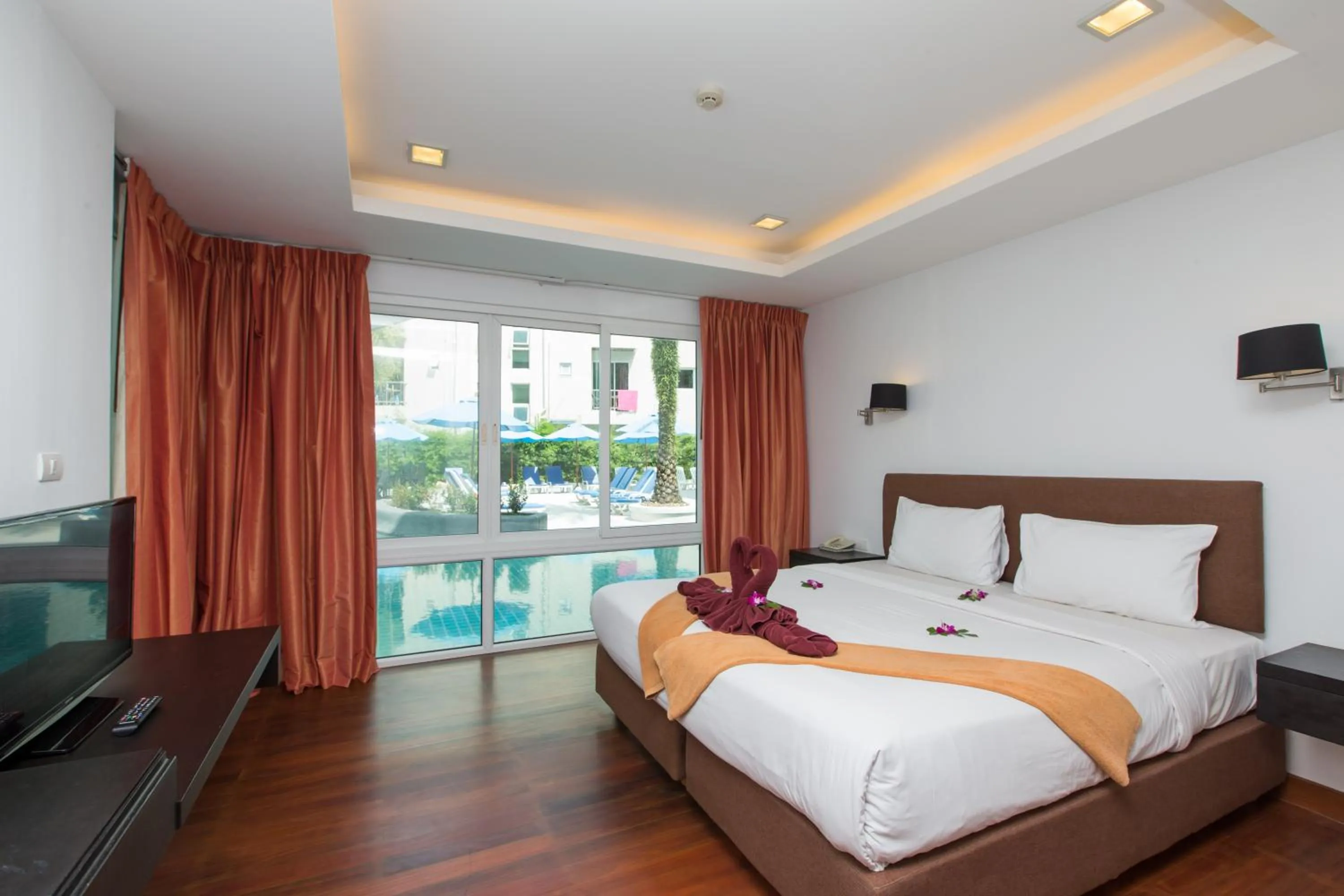 Bedroom, Bed in The Palms, Kamala Beach - SHA Extra Plus