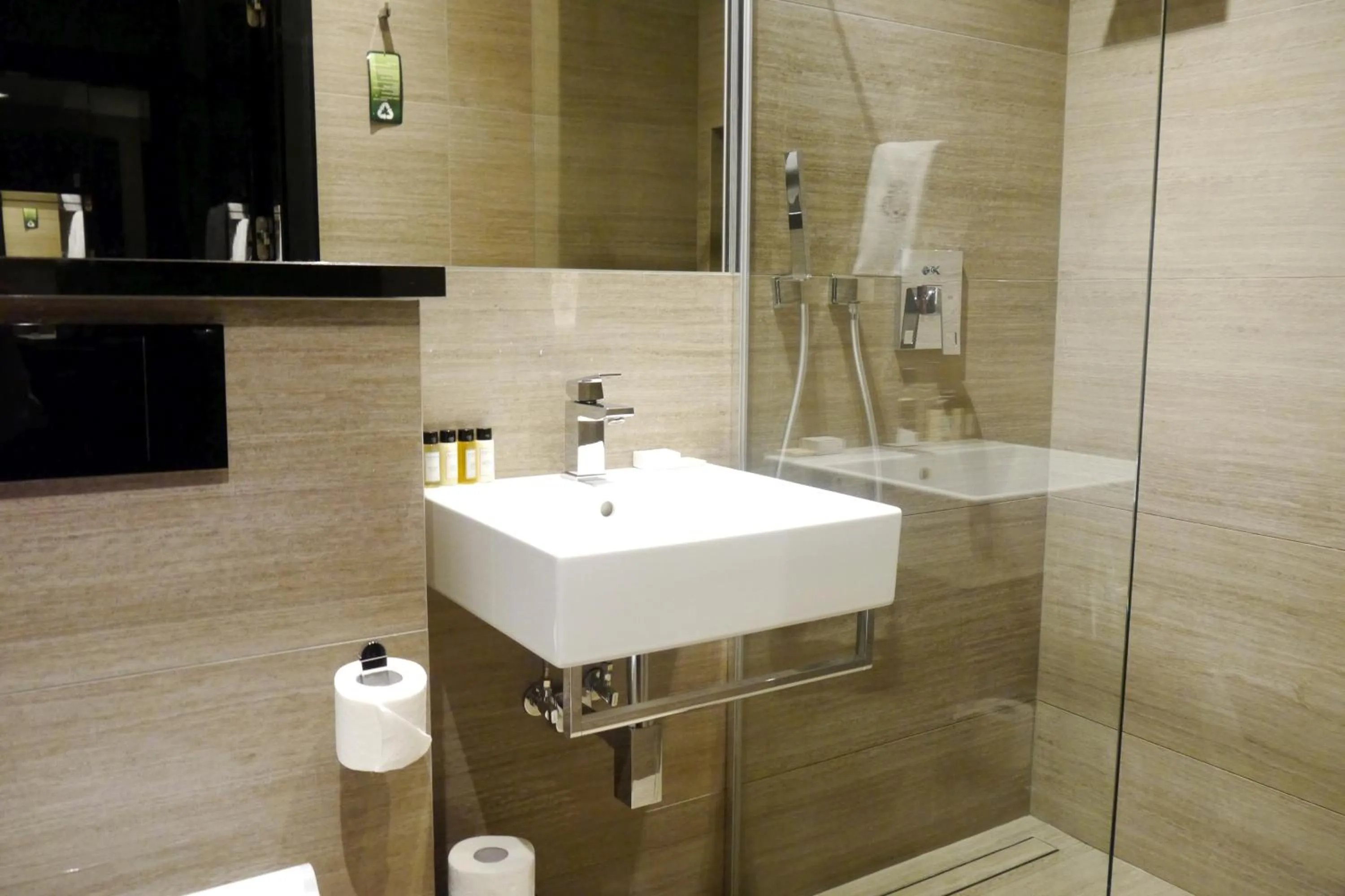 Bathroom in Medusa Gdańsk Old Town