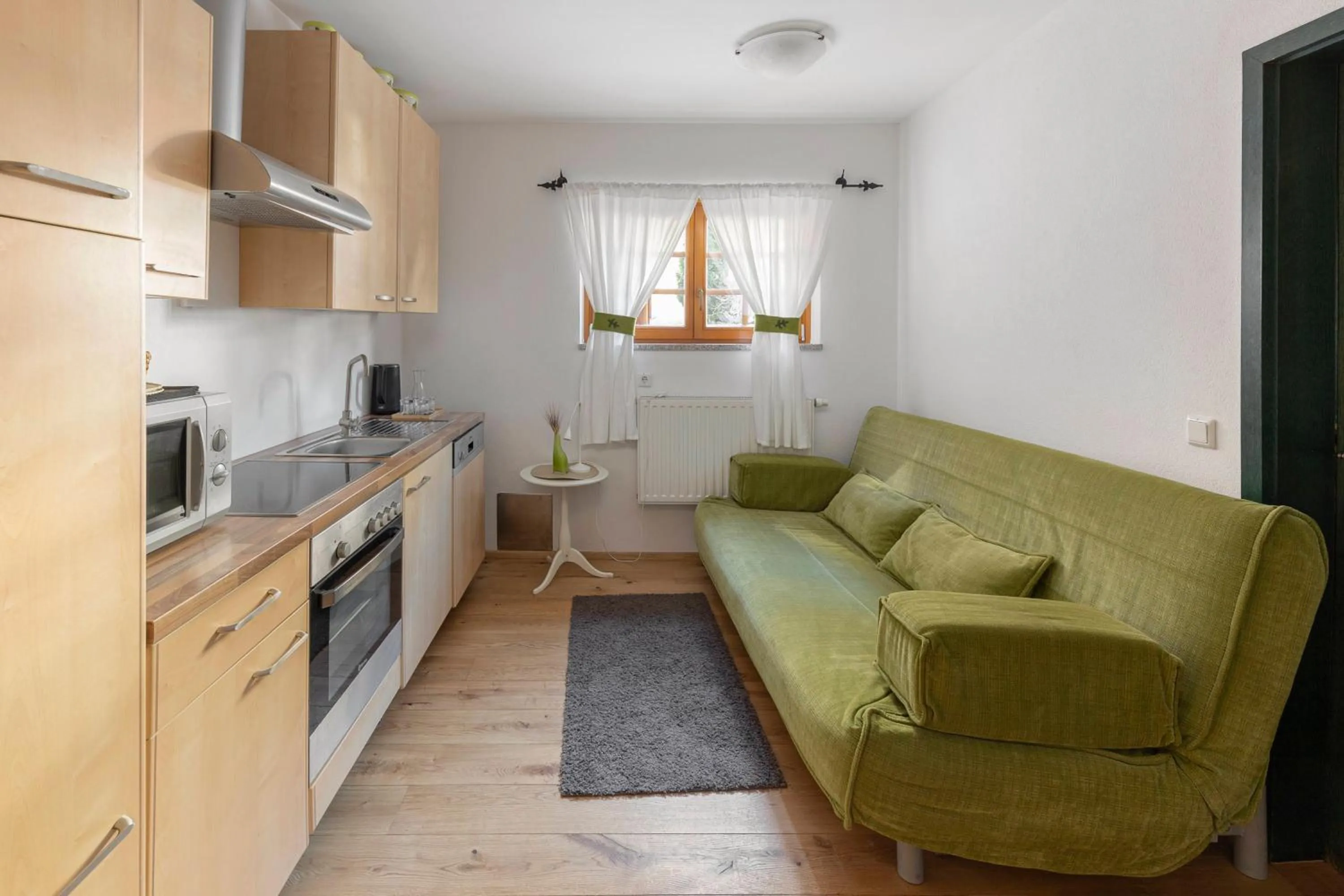 Kitchen or kitchenette in Hiša Ojstrica