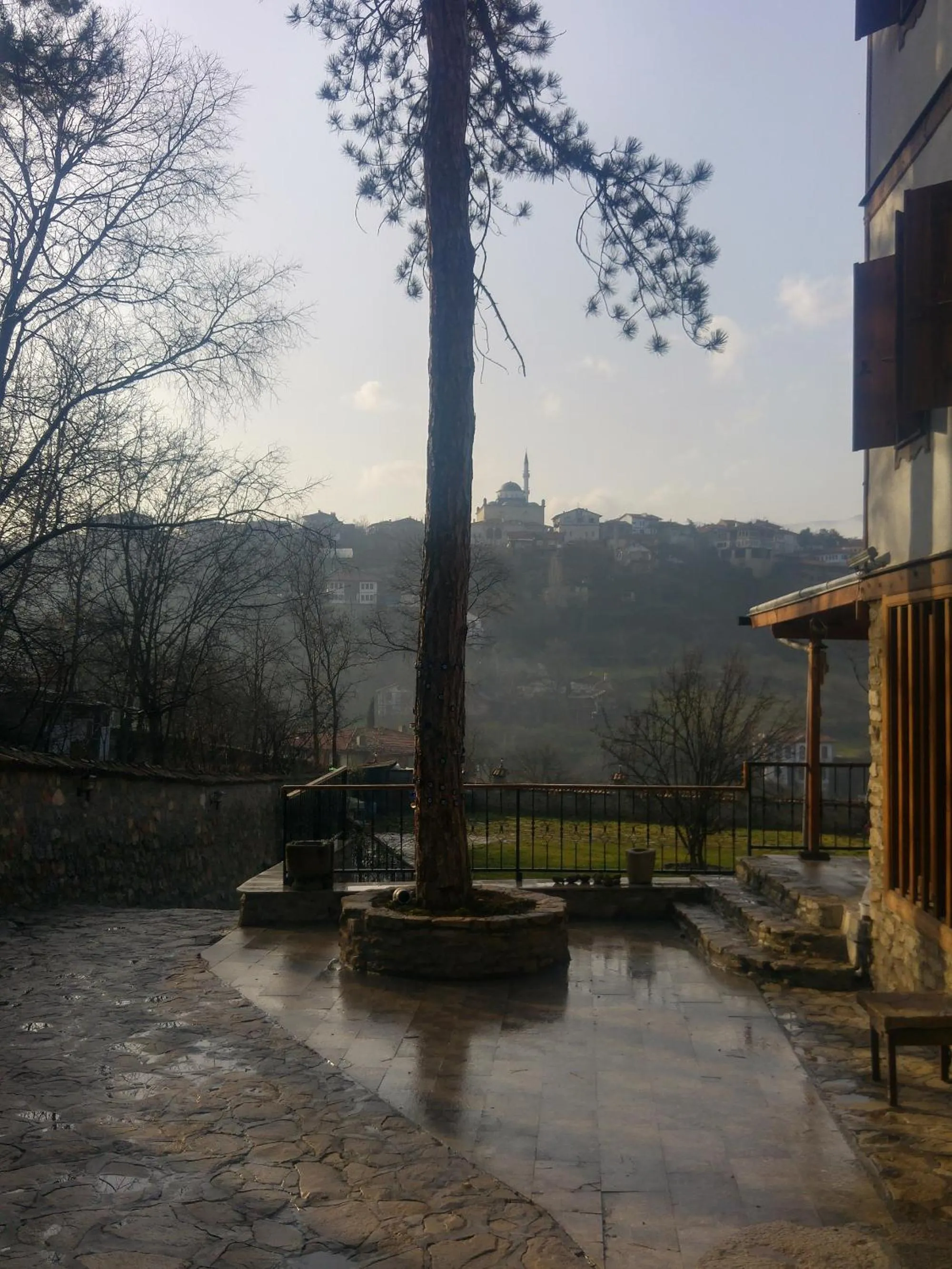 Property building in Akbulut Konak