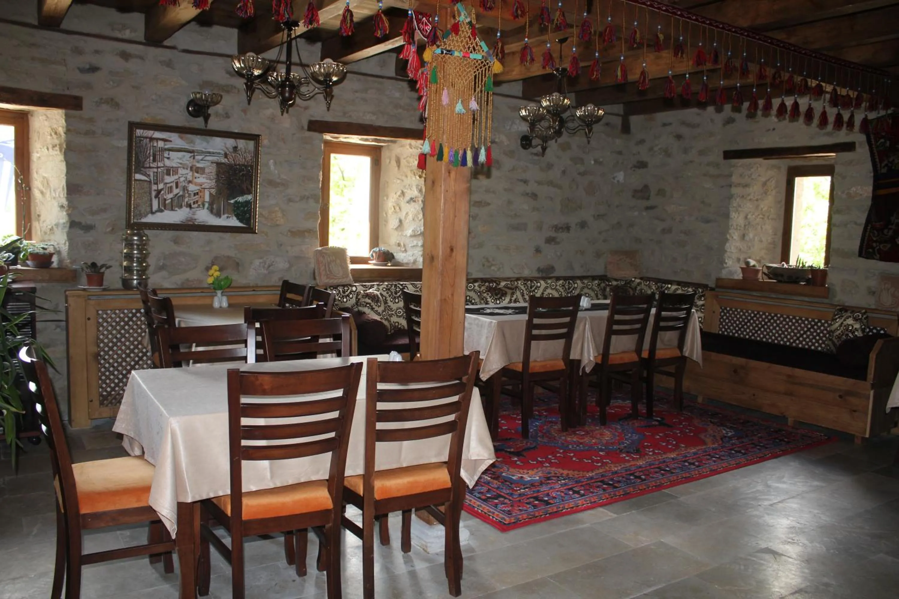 Restaurant/places to eat in Akbulut Konak