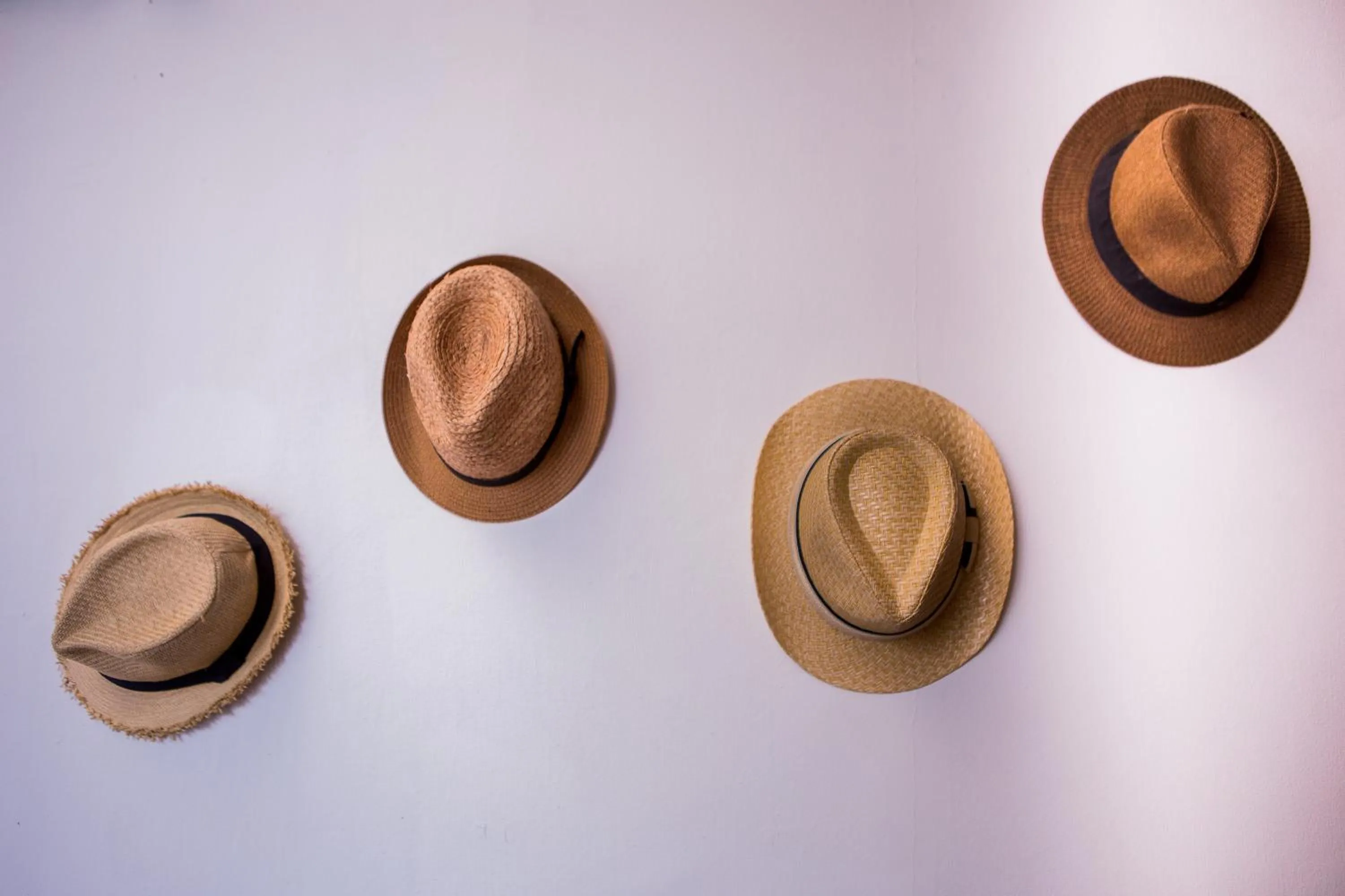 Decorative detail in Paragon Inn