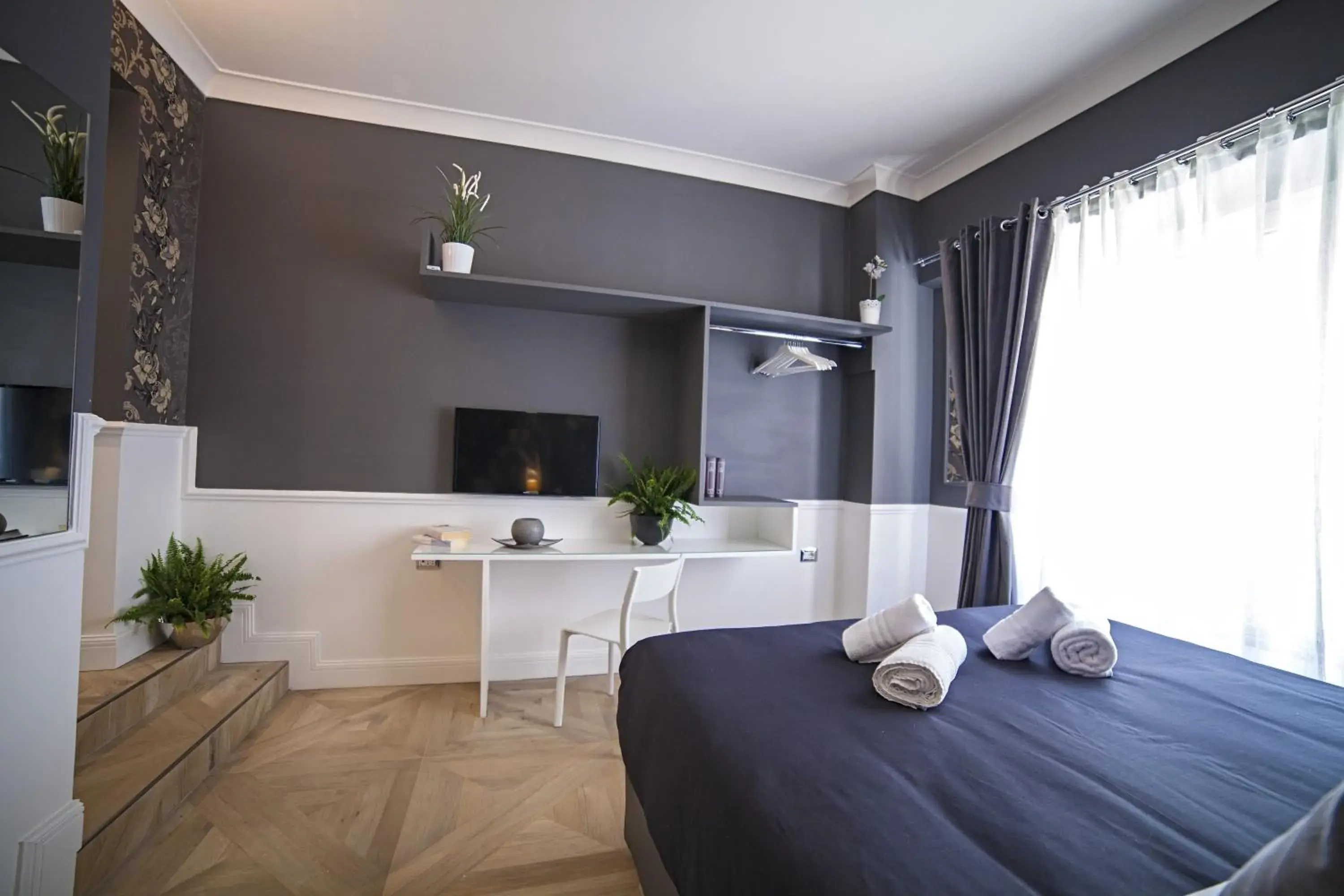 Double Room in Vatican Luxury Home Double Room in Vatican Luxury Home