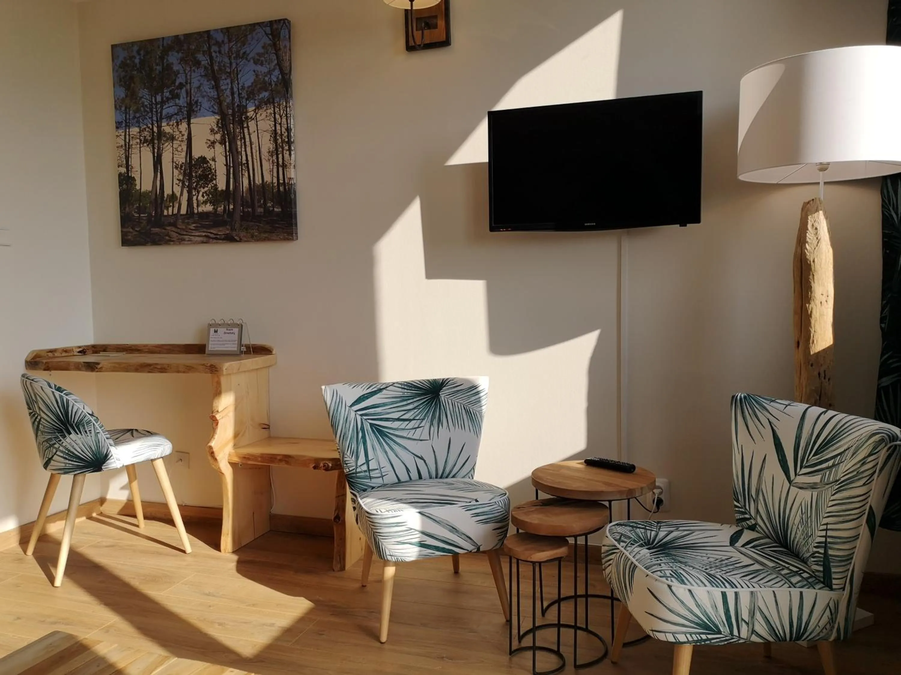 Bedroom in Pey La Tour - Logis Hôtels & Restaurant