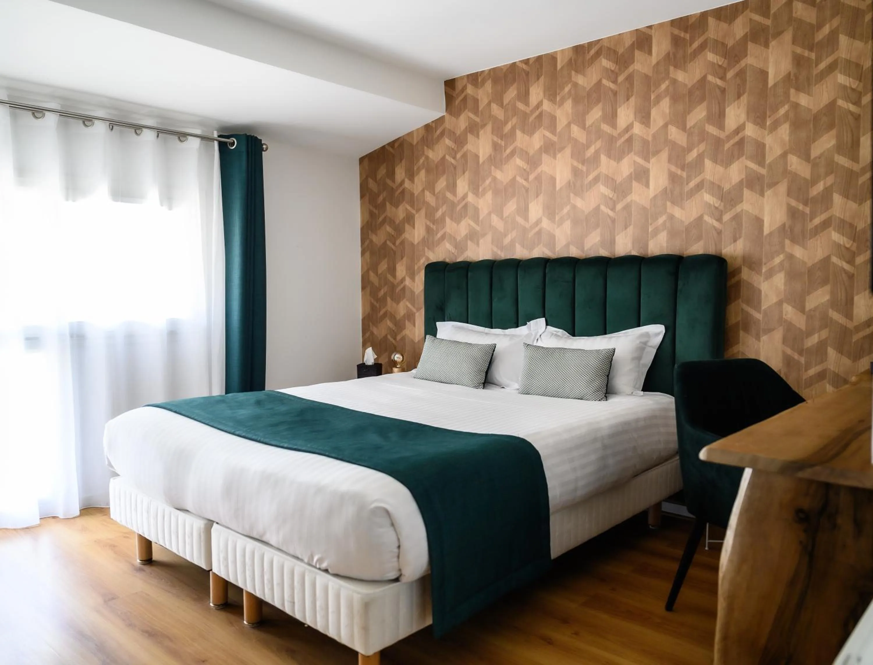 Photo of the whole room, Bed in Pey La Tour - Logis Hôtels & Restaurant