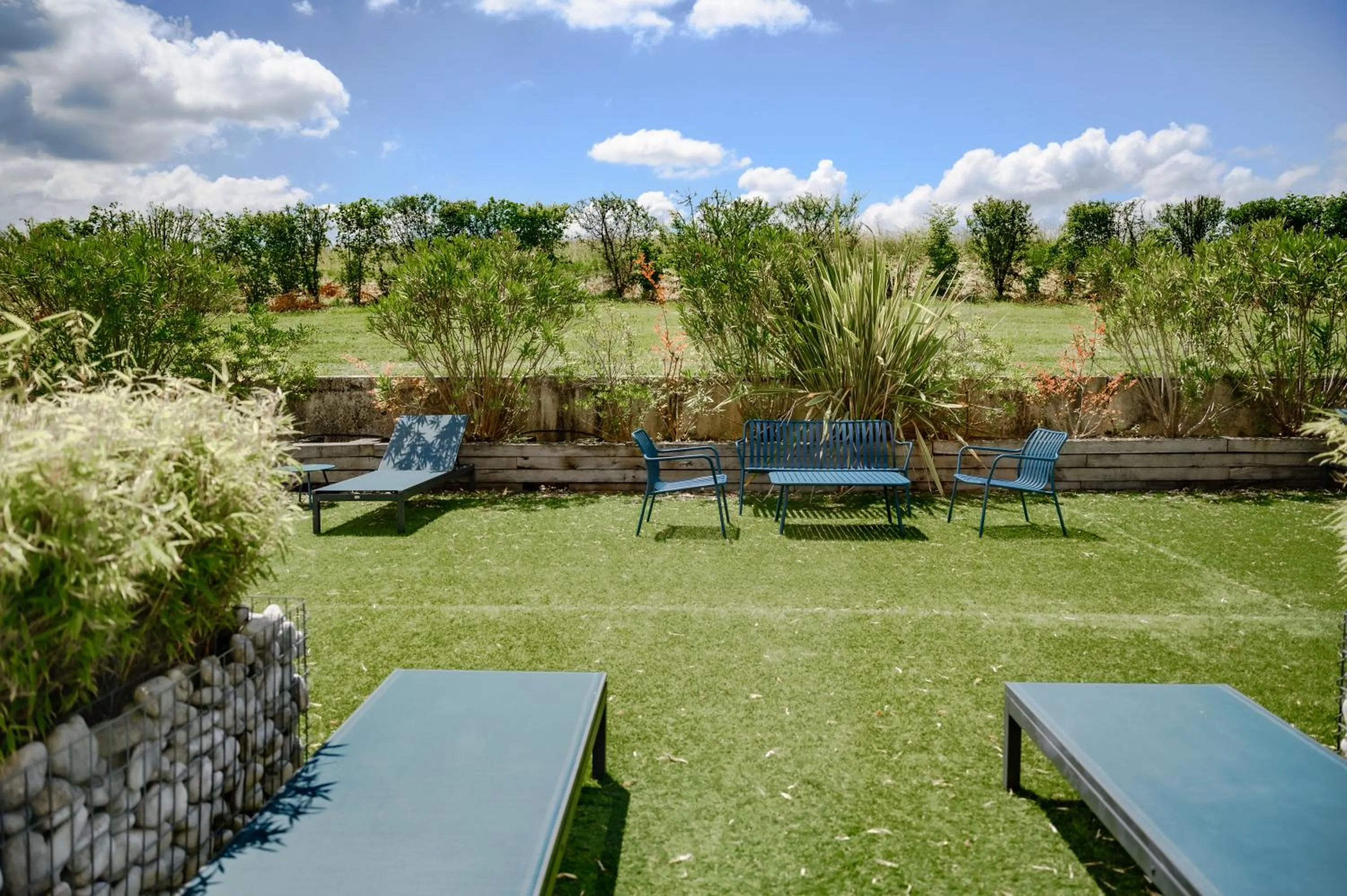 Patio in Pey La Tour - Logis Hôtels & Restaurant