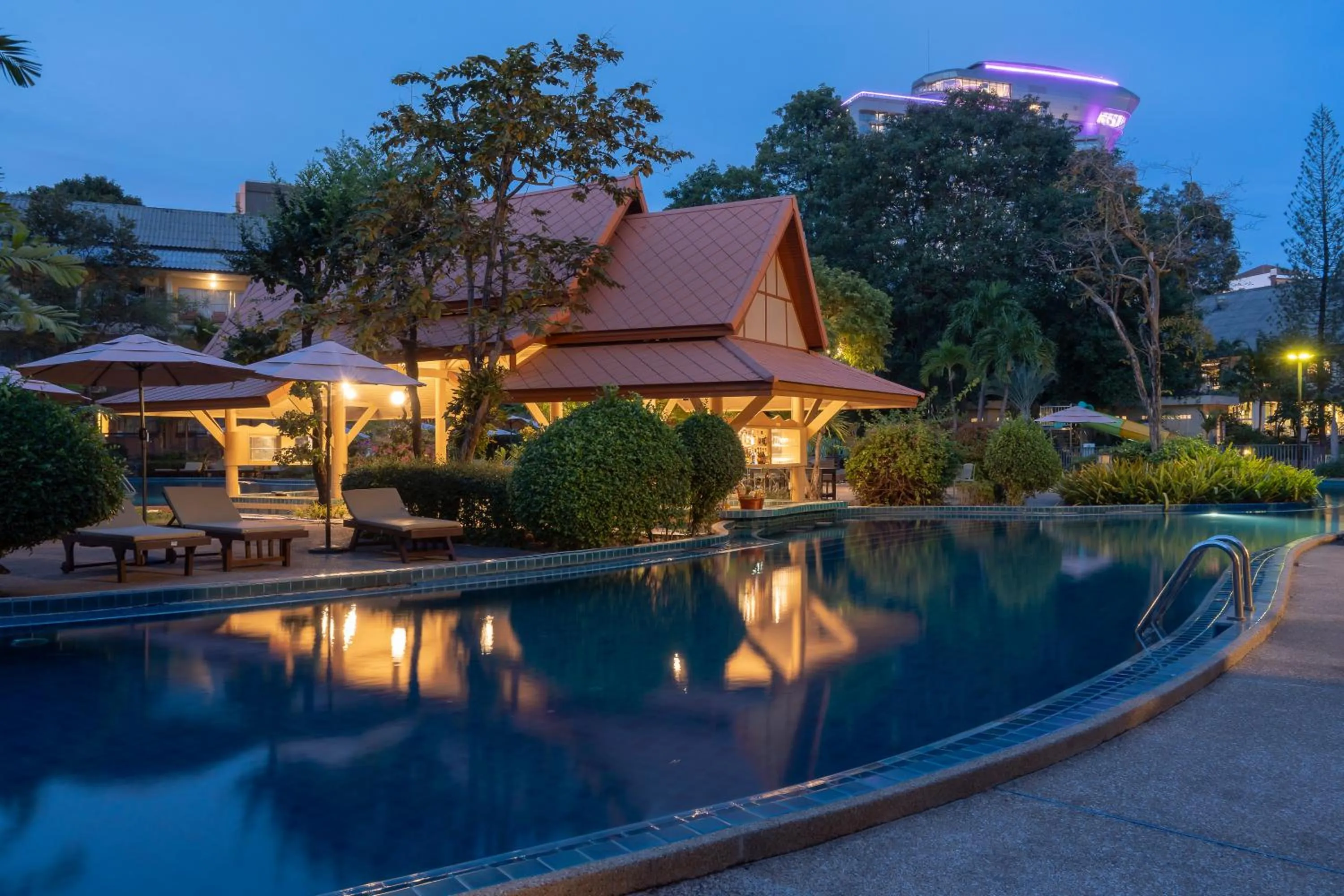 Swimming pool in The Green Park Resort