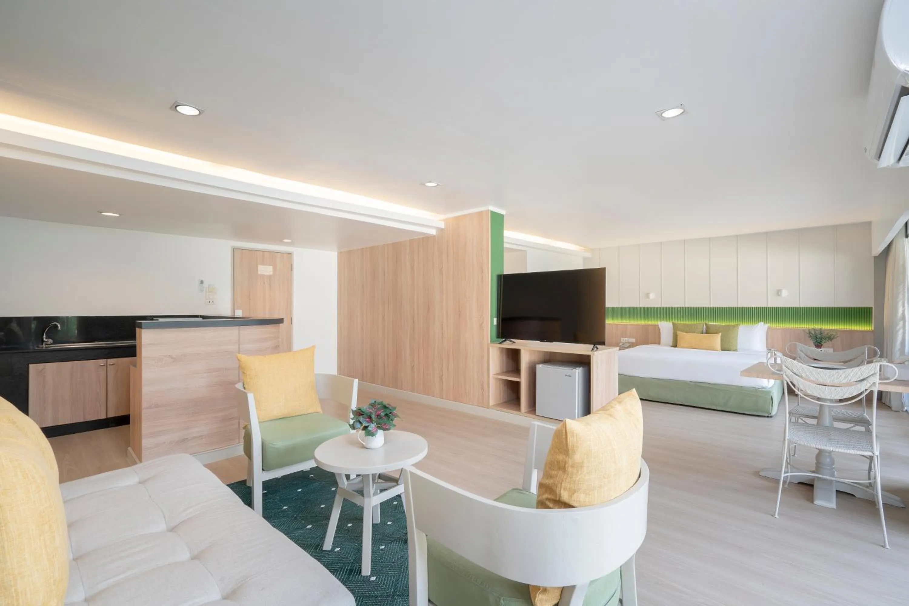 The Green Park Resort