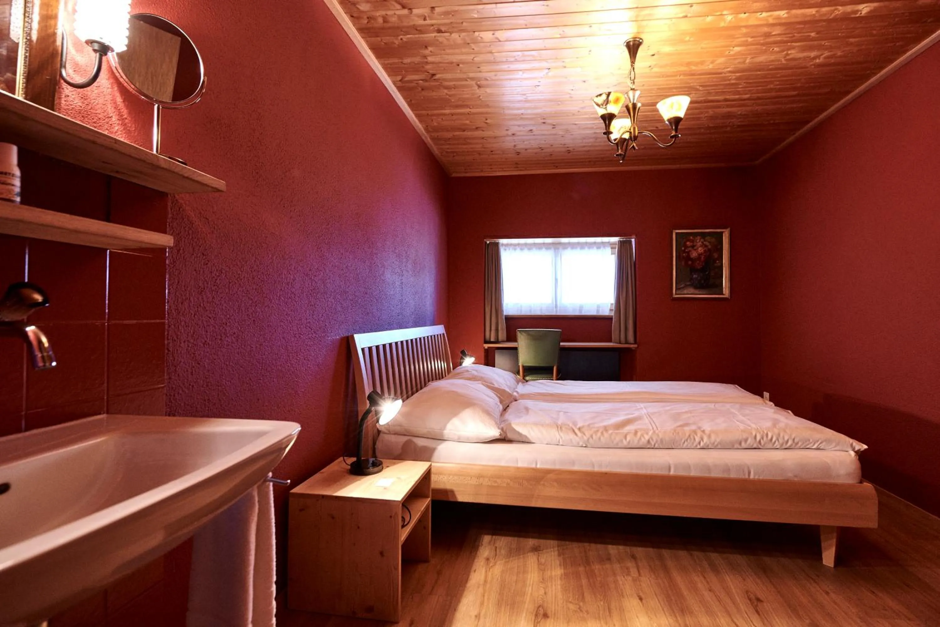 Photo of the whole room, Bed in Landhus Almens