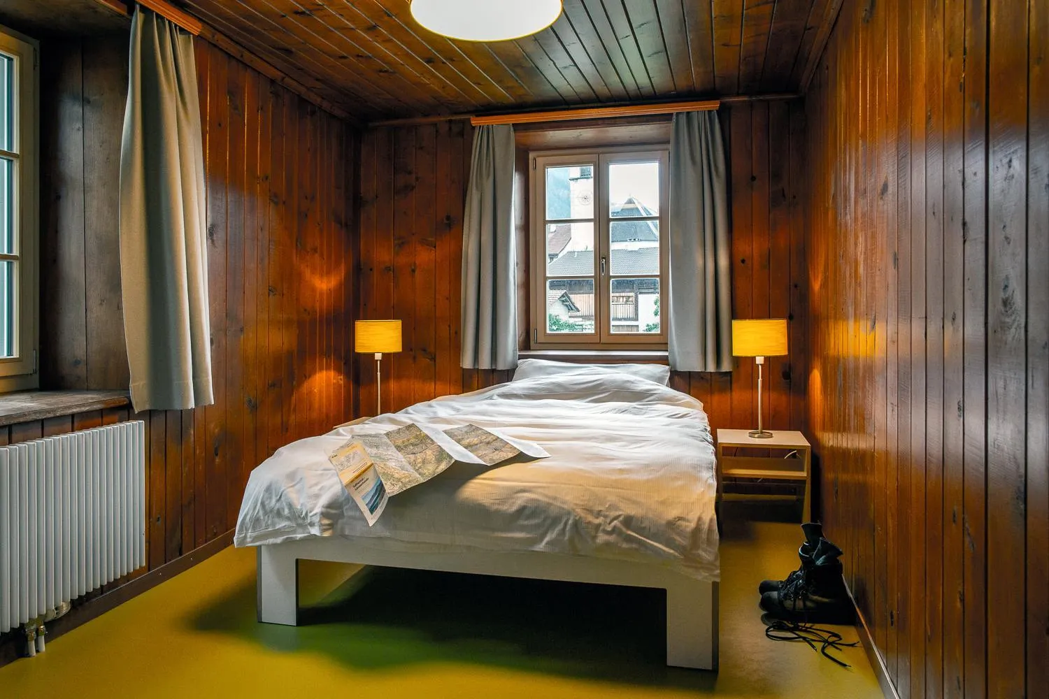Photo of the whole room, Bed in Landhus Almens