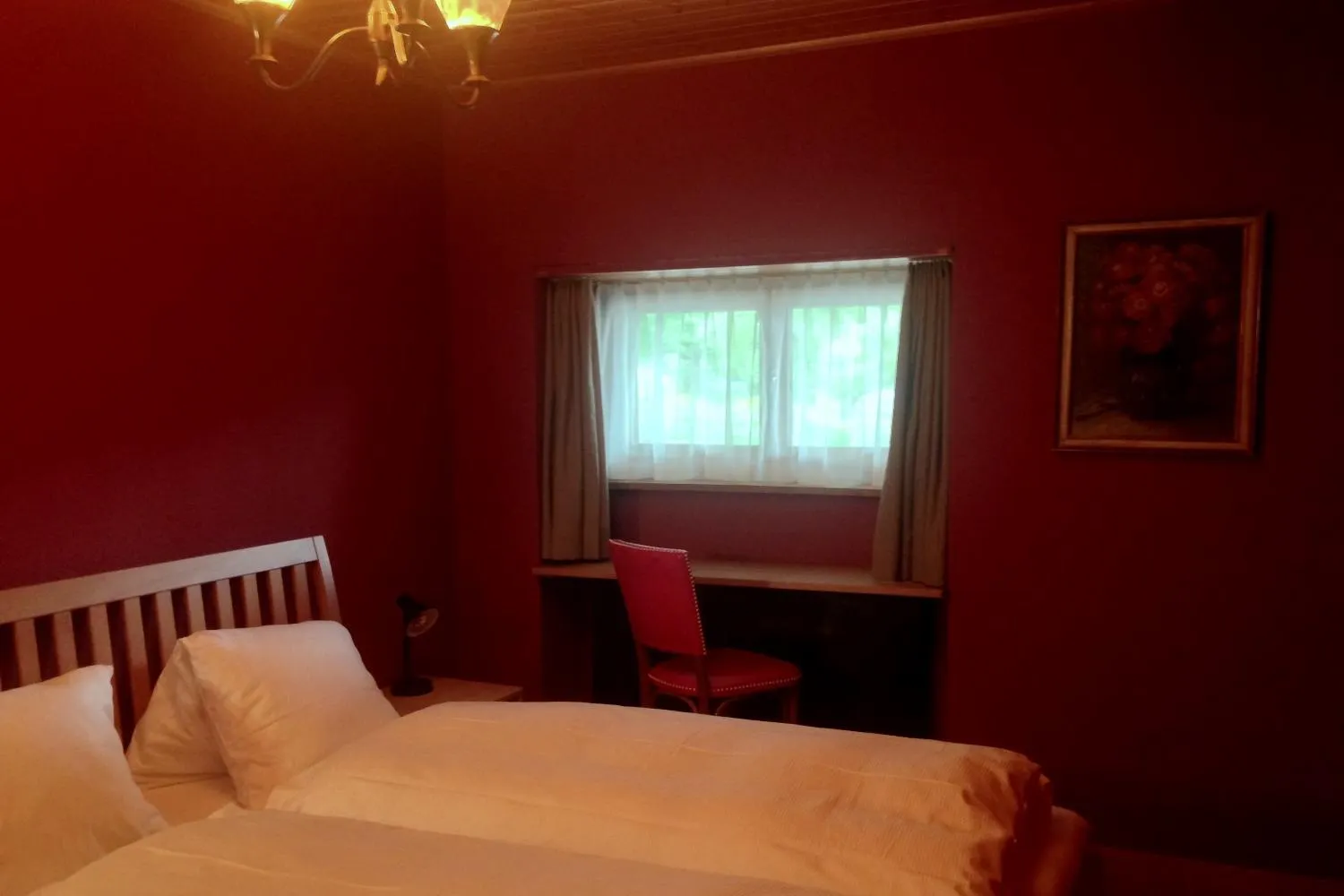 Photo of the whole room, Bed in Landhus Almens