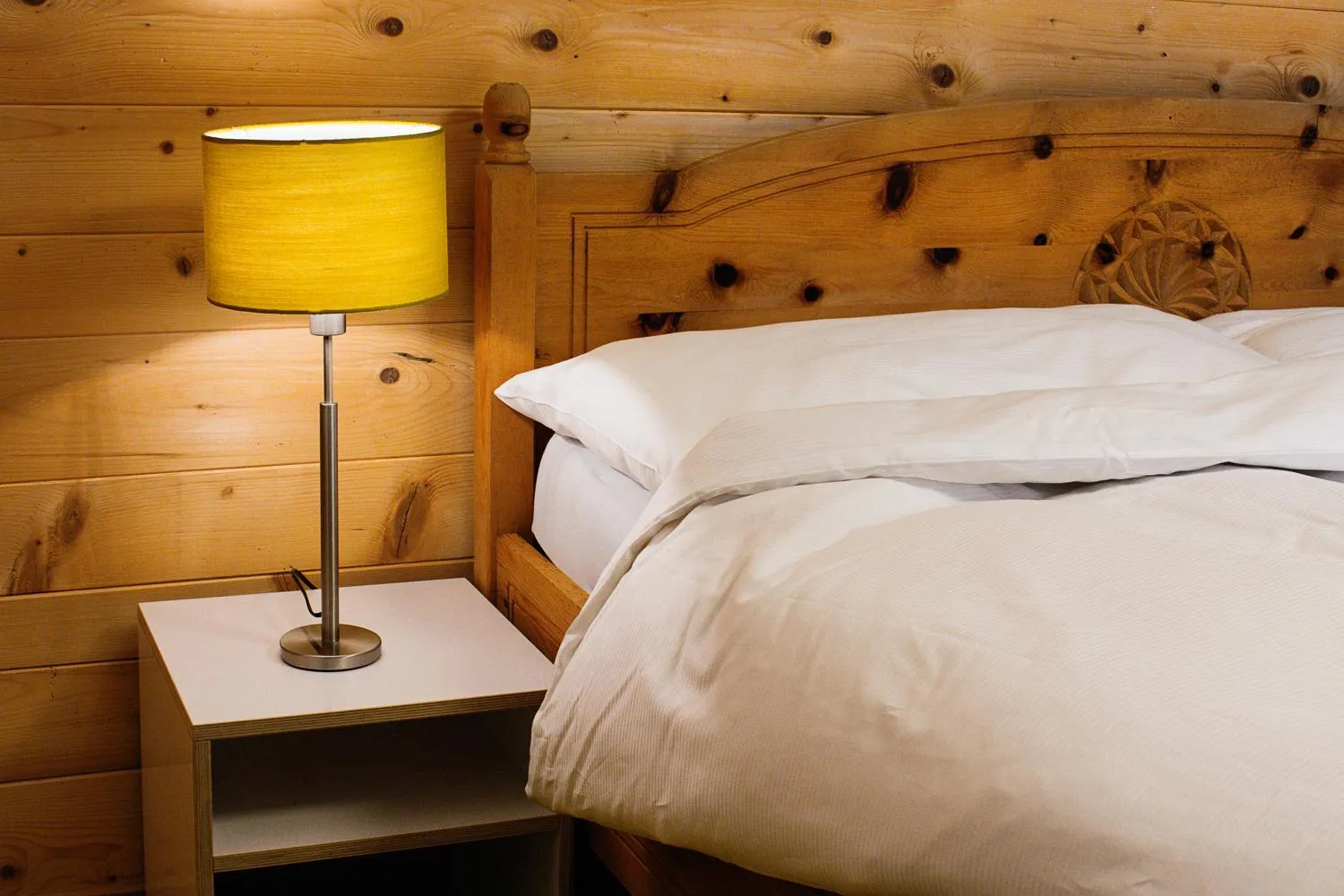 Decorative detail, Bed in Landhus Almens