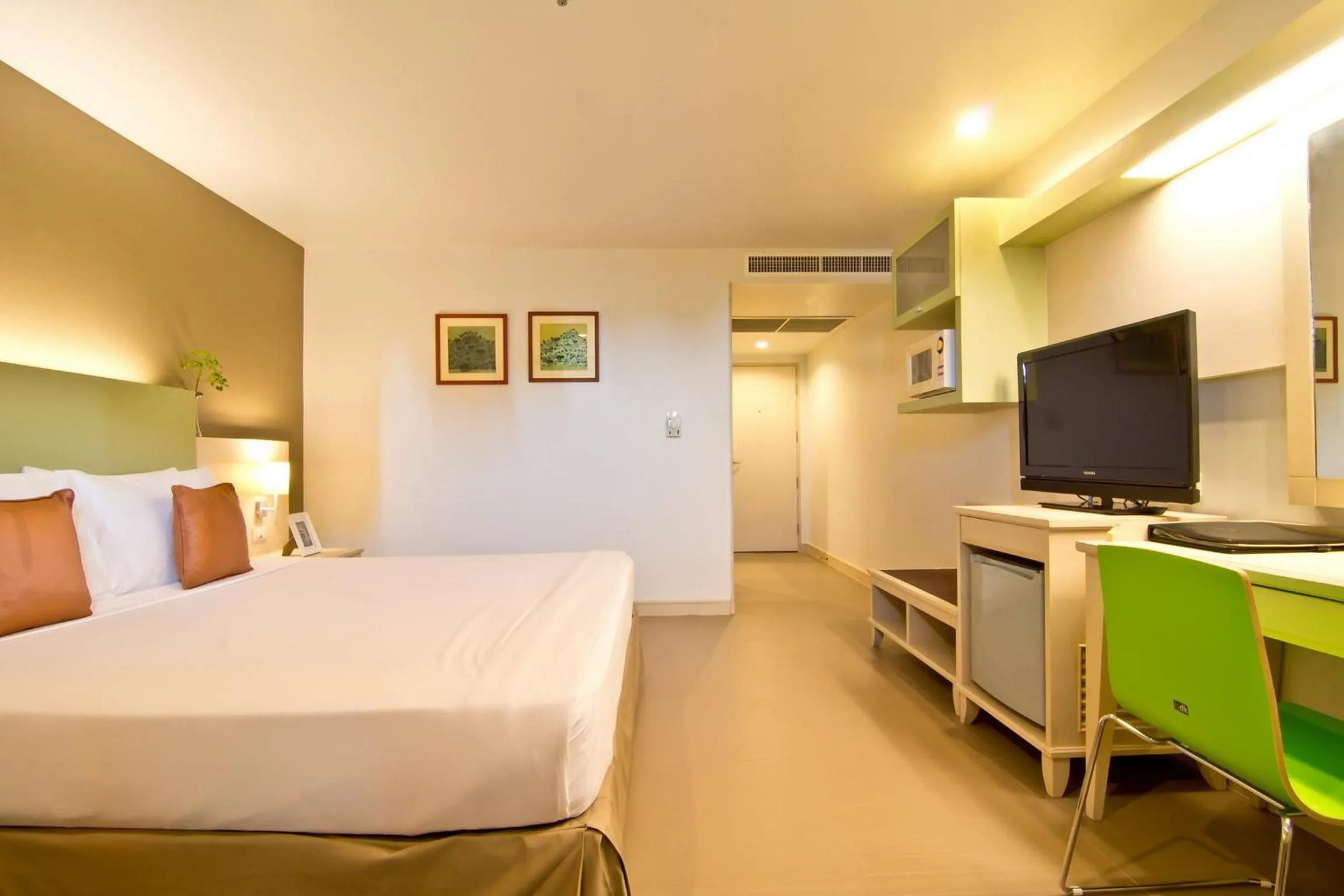 Bed in Sunshine Vista Hotel