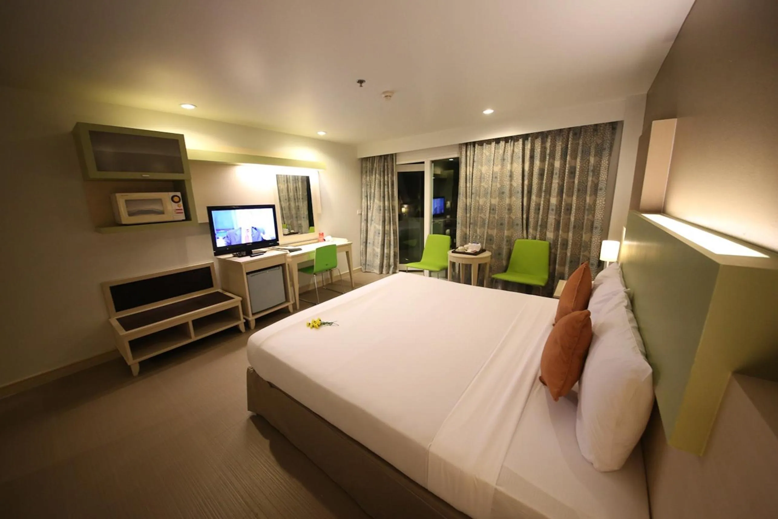 Bed in Sunshine Vista Hotel