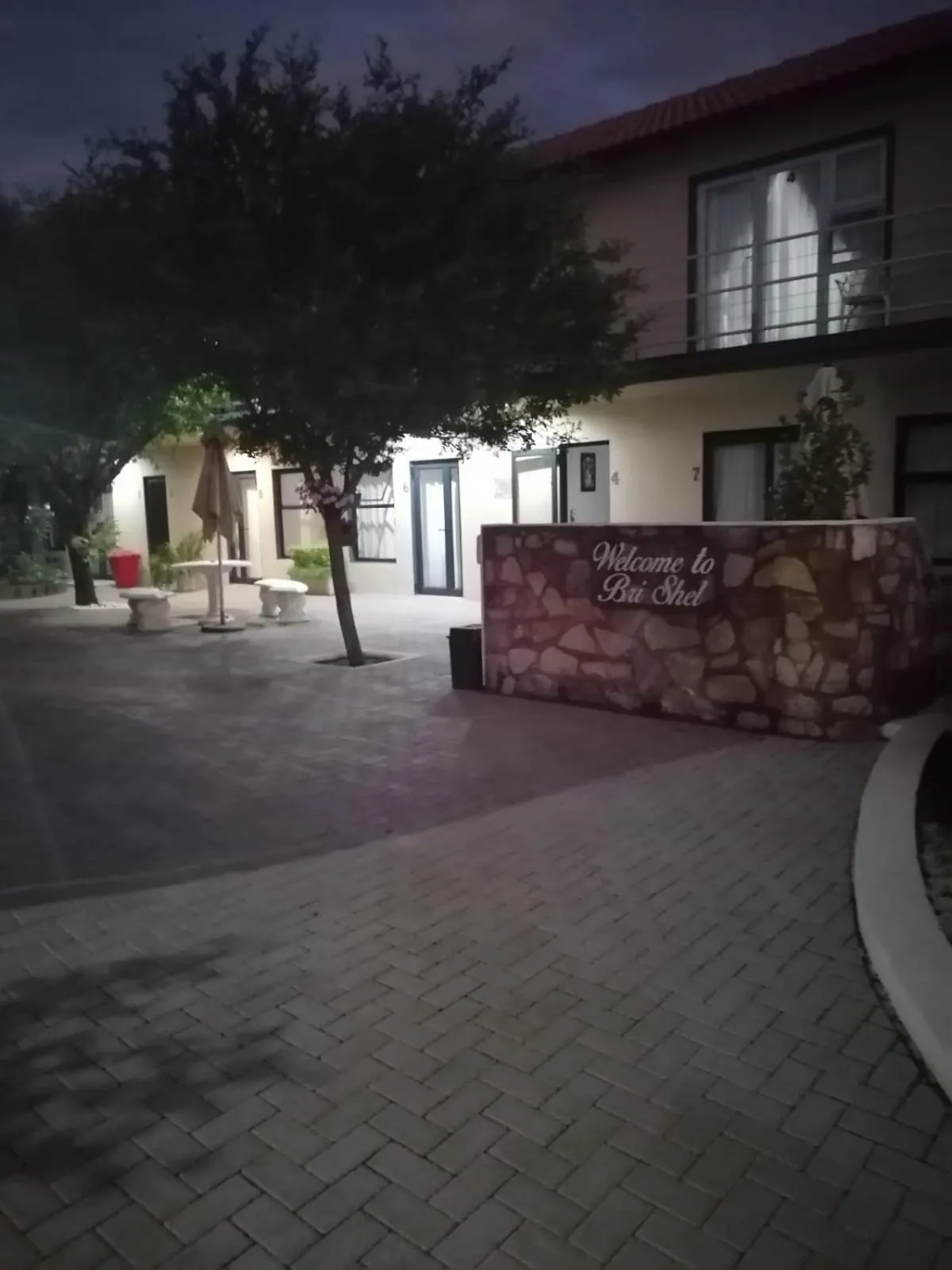 Property building in Bri-Shel Manor B&B