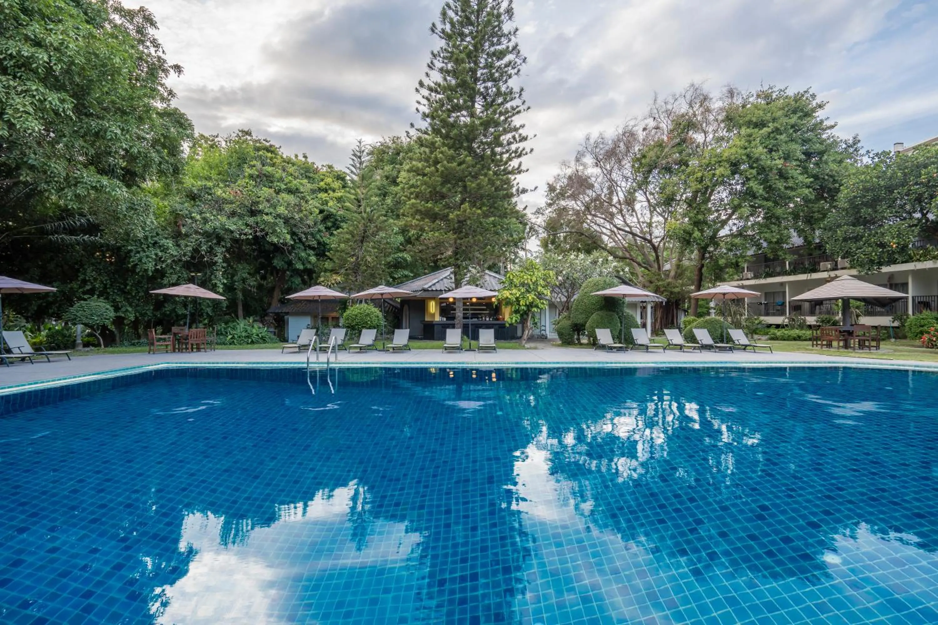 Sunshine Garden Resort