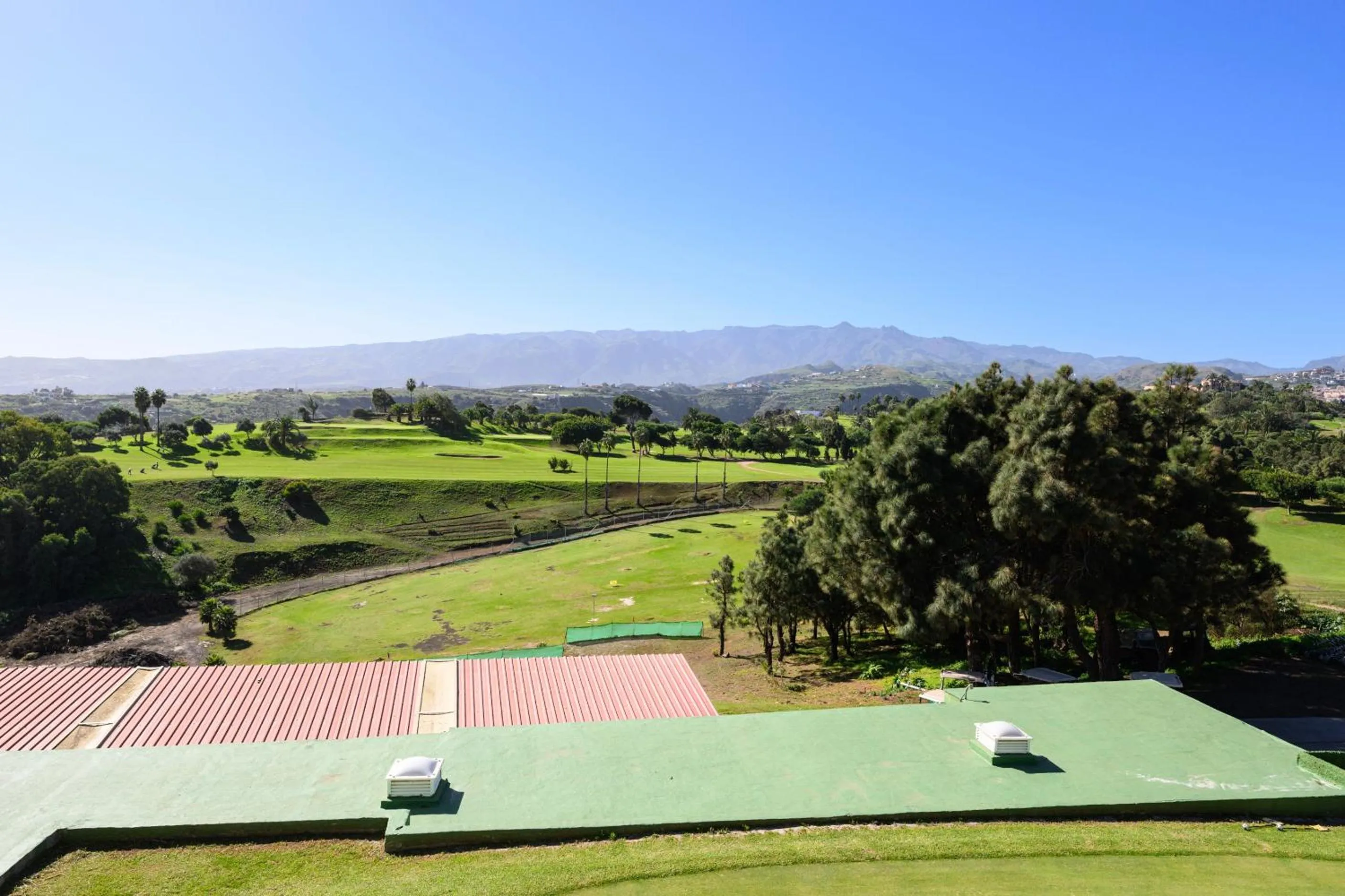 Golfcourse in Bandama Golf Hotel by Airnest