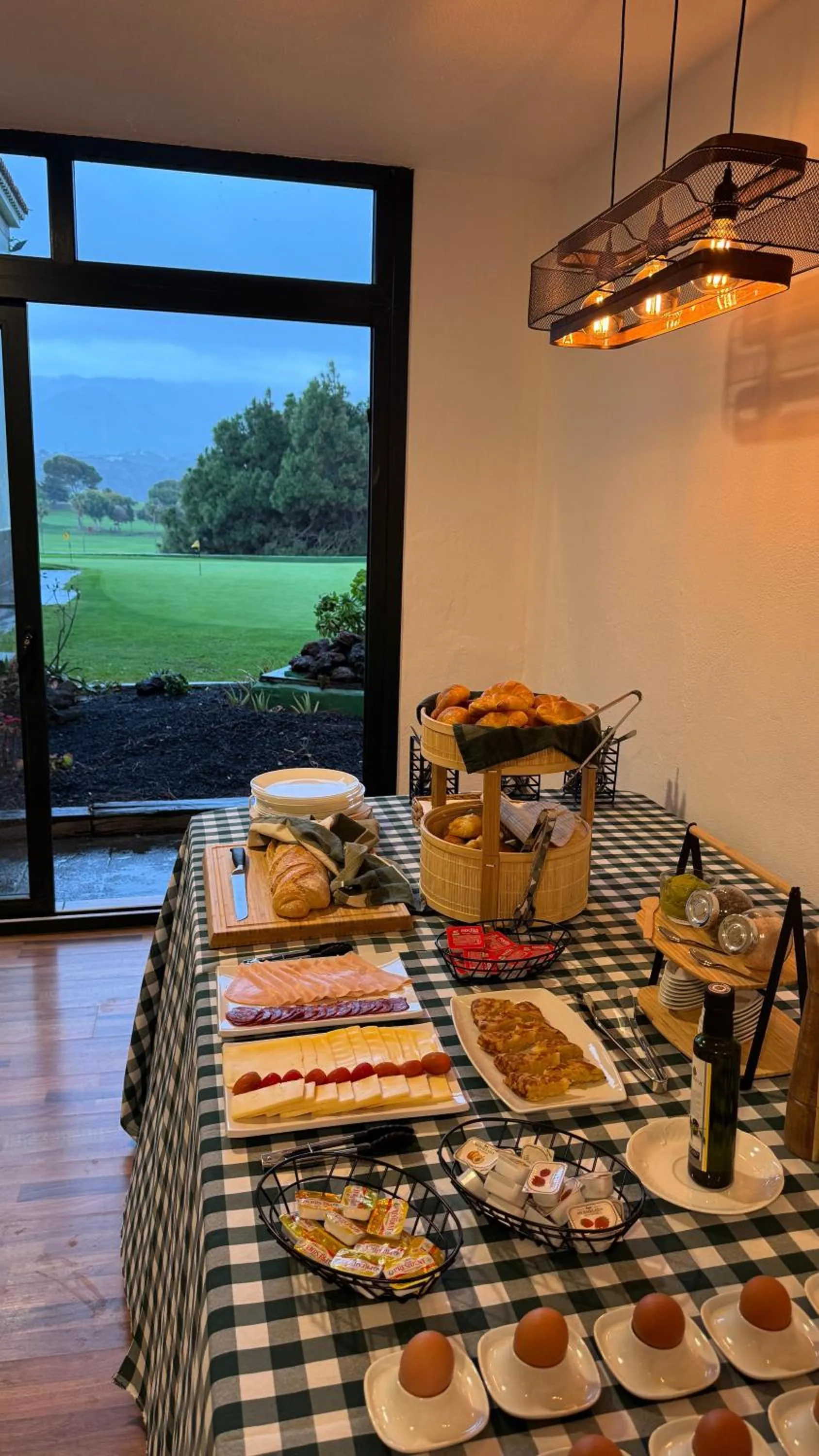 Breakfast in Bandama Golf Hotel by Airnest