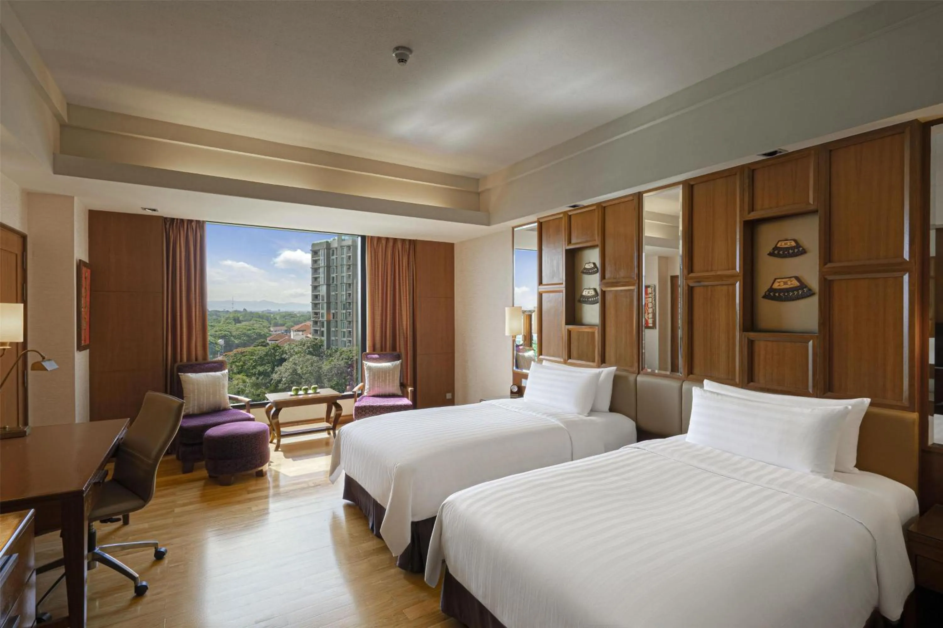 Bedroom, Bed in Shangri-La Chiang Mai